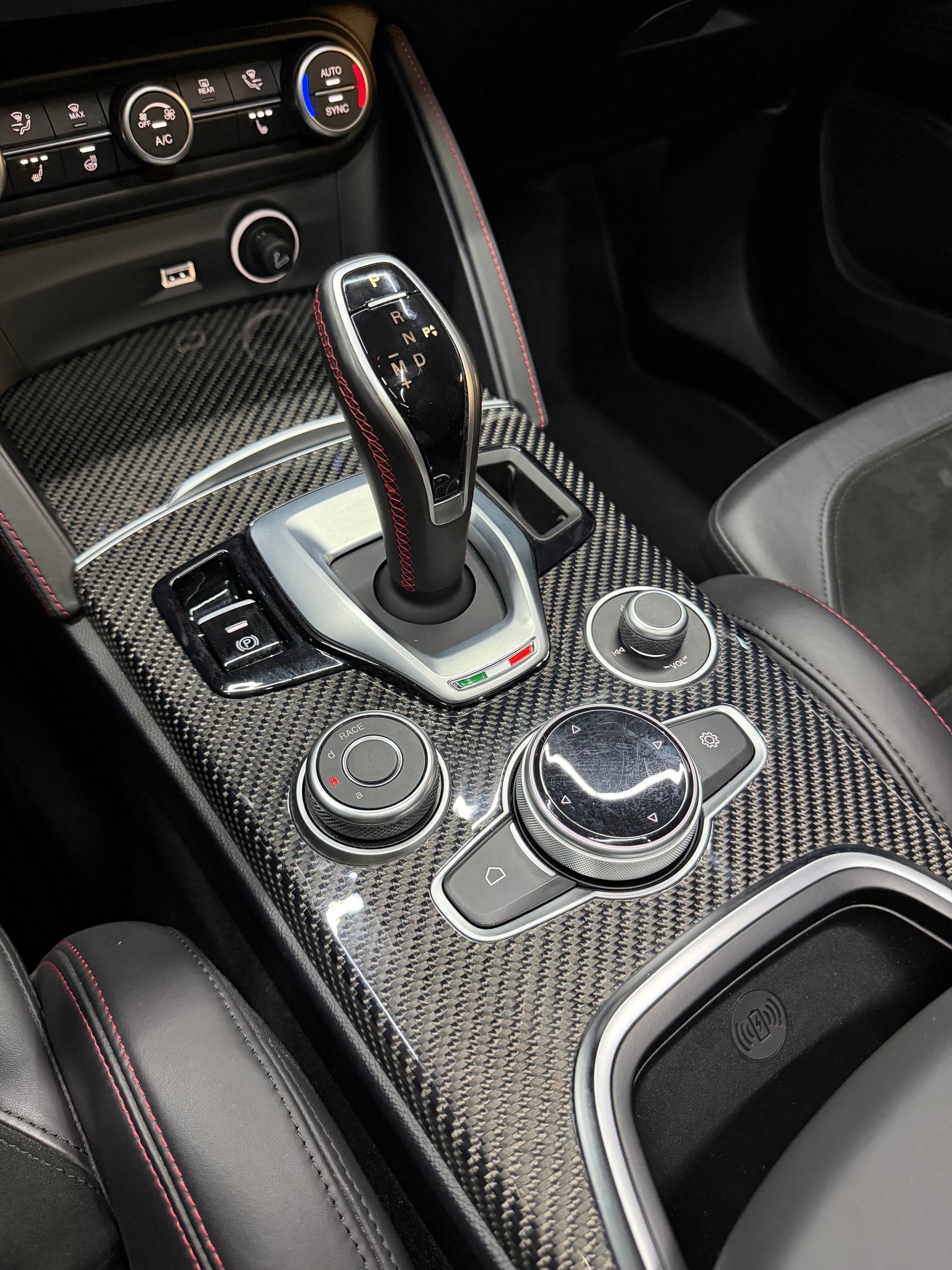 ALFA ROMEO Stelvio 2.9 V6 Quadrifoglio Q4 Automatic-image-17