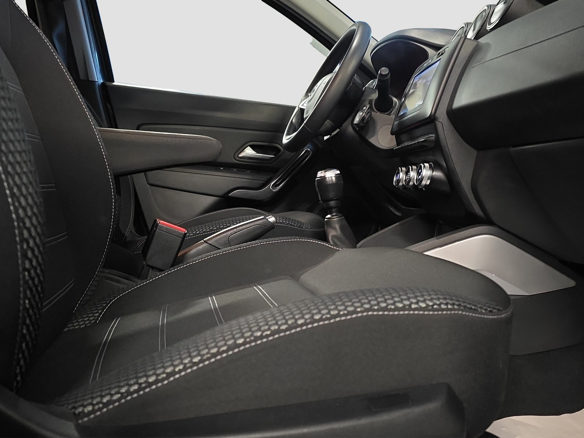 DACIA Duster dCi 110 Prestige 4x4-image-12