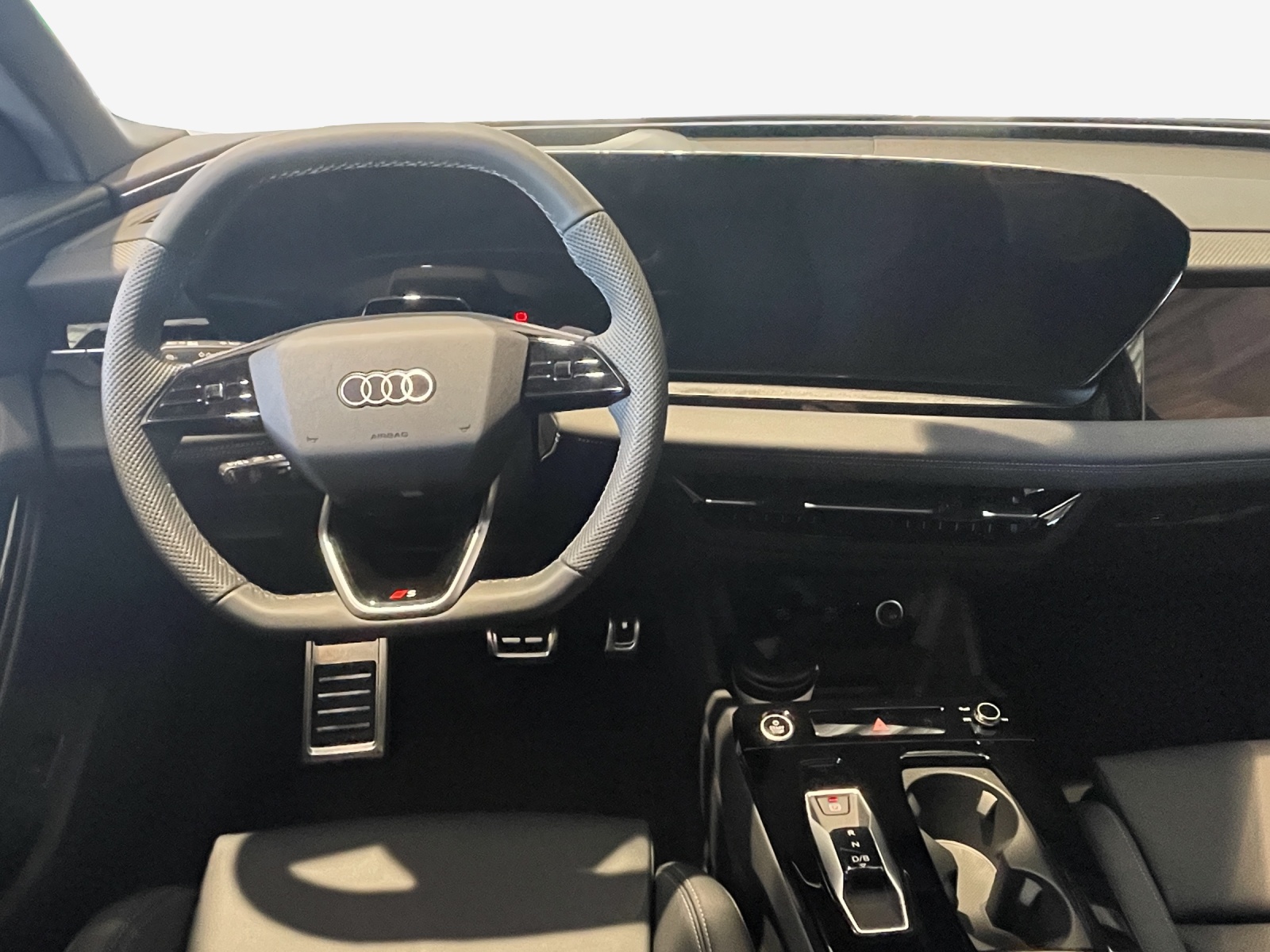 AUDI Q6 e-tron quattro-image-10