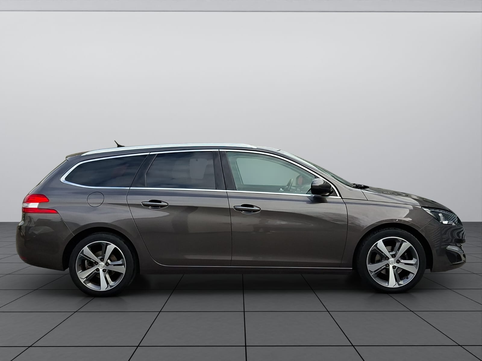 PEUGEOT 308 SW 1.2 THP Business-image-8