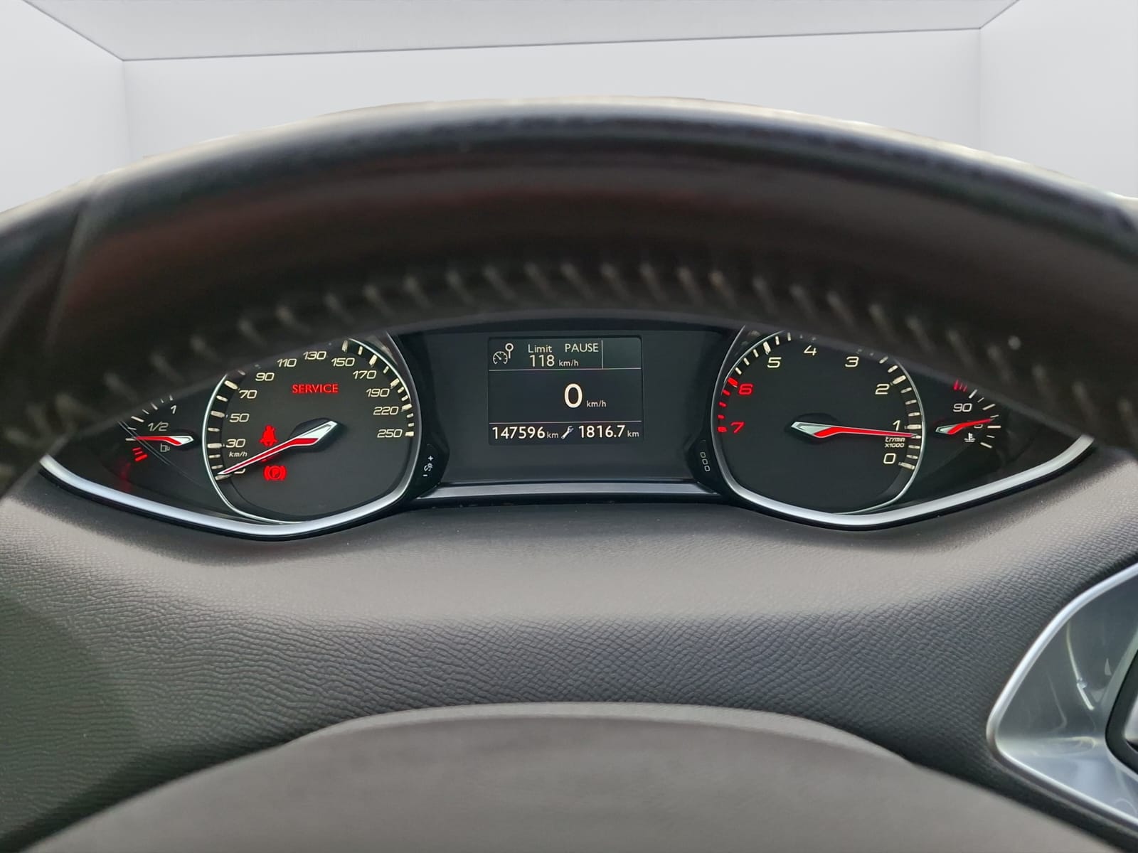 PEUGEOT 308 SW 1.2 THP Business-image-20
