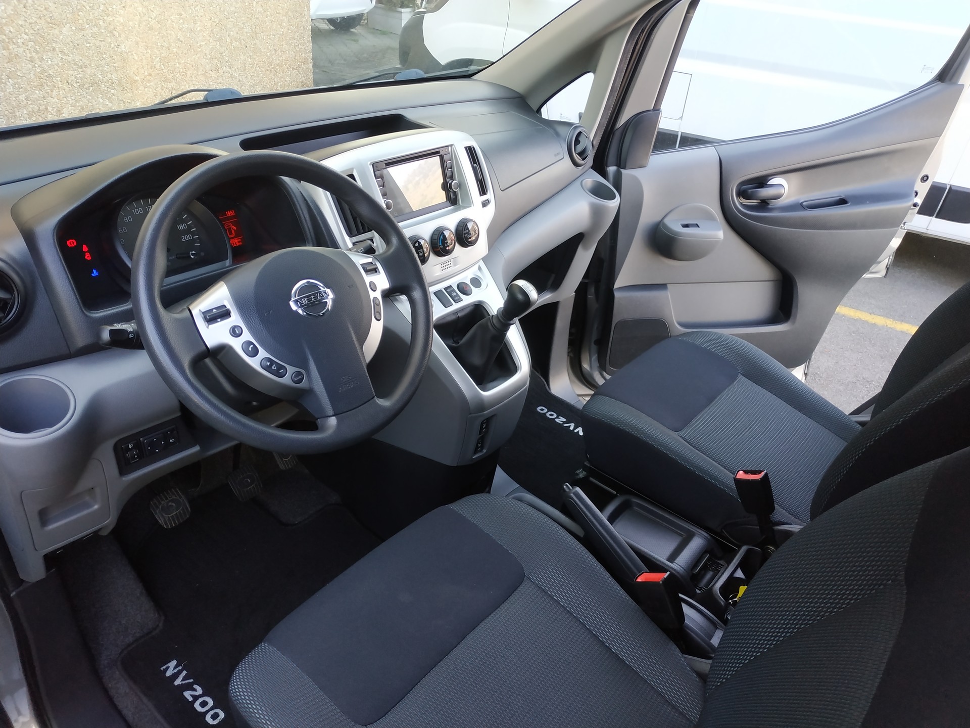 NISSAN NV200 1.5 dCi 110 Premium-image-10