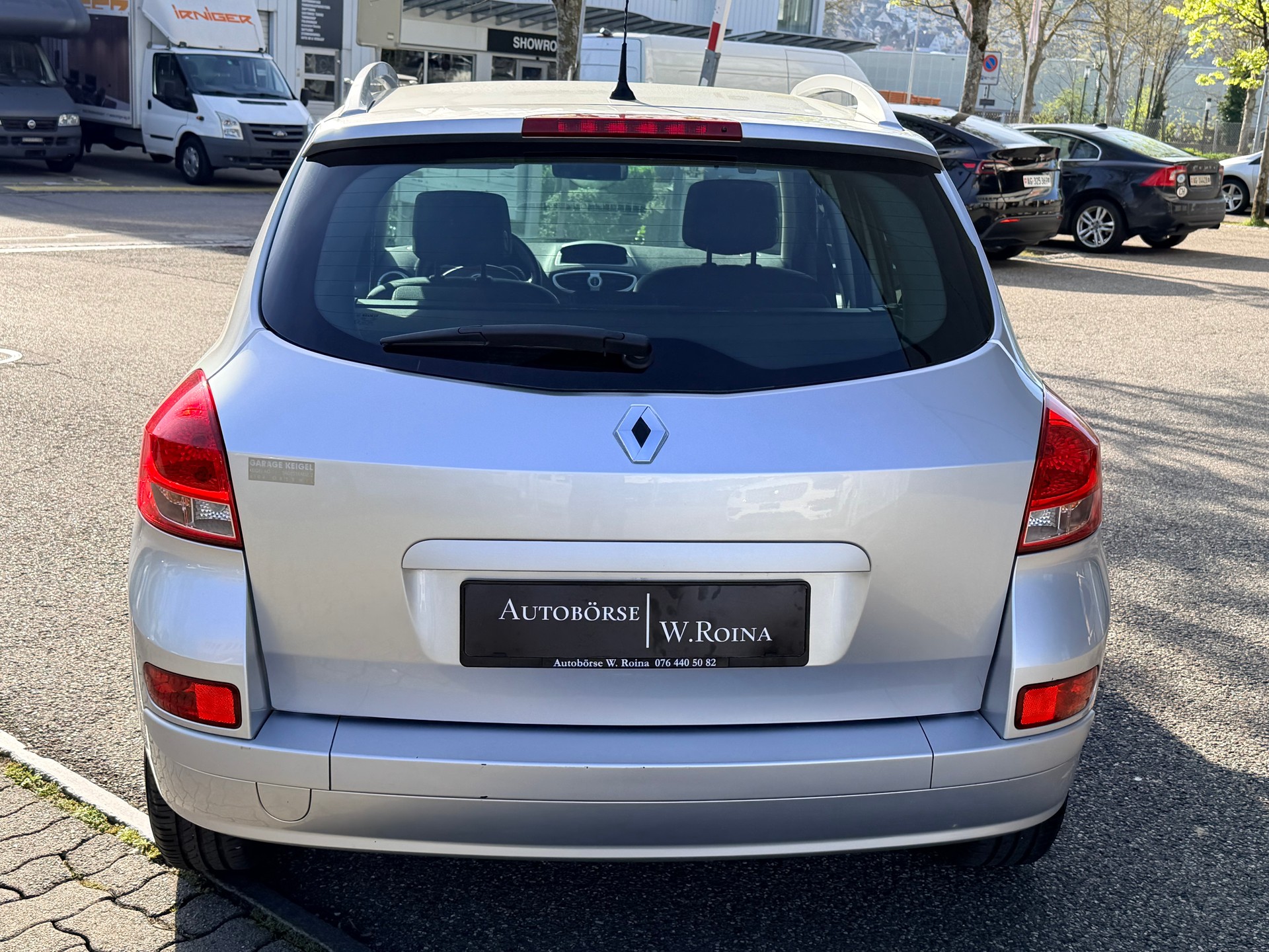RENAULT Clio Grandtour 1.6 16V Dynamique Automatic-showroom-element-3