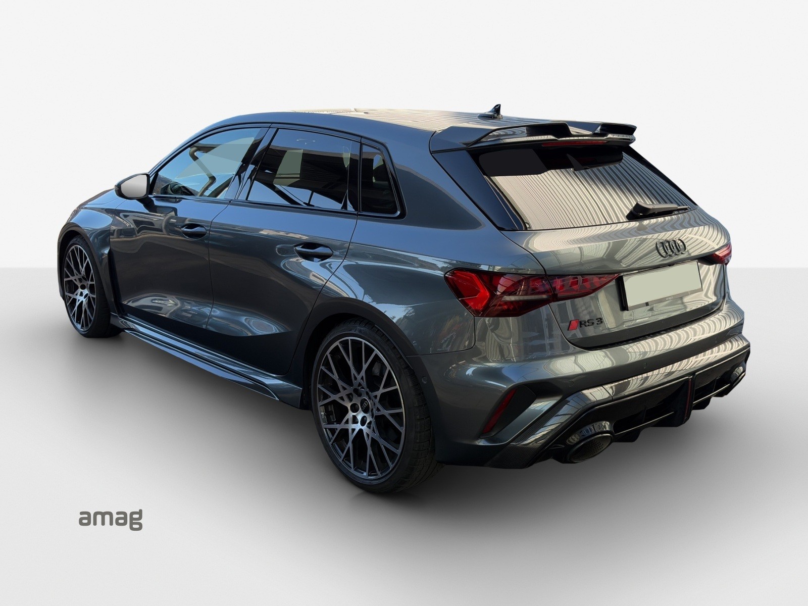AUDI RS3 Sportback 2.5 TSI quattro S-tronic-image-2