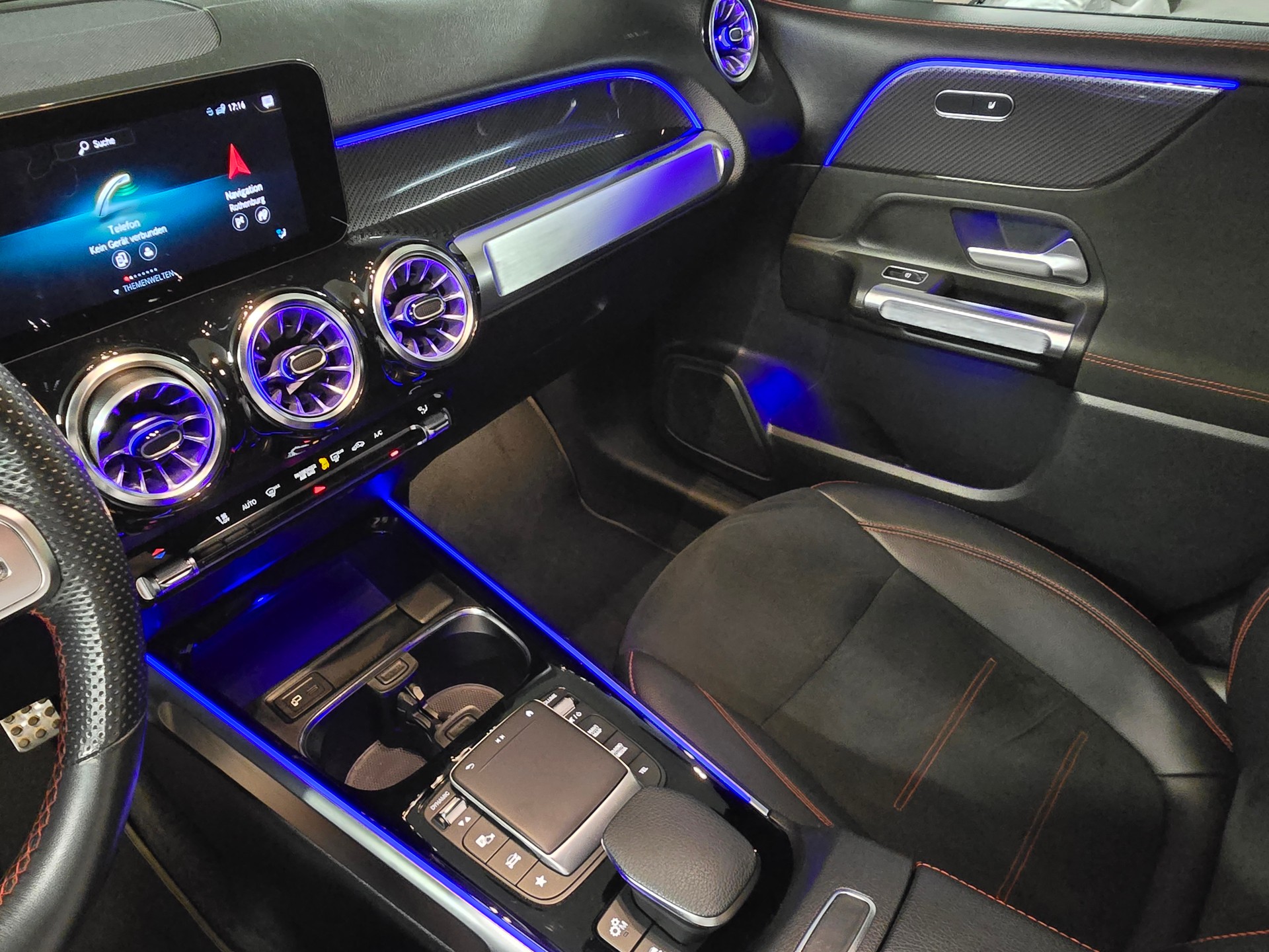 MERCEDES-BENZ GLB 35 AMG 4 Matic-image-11