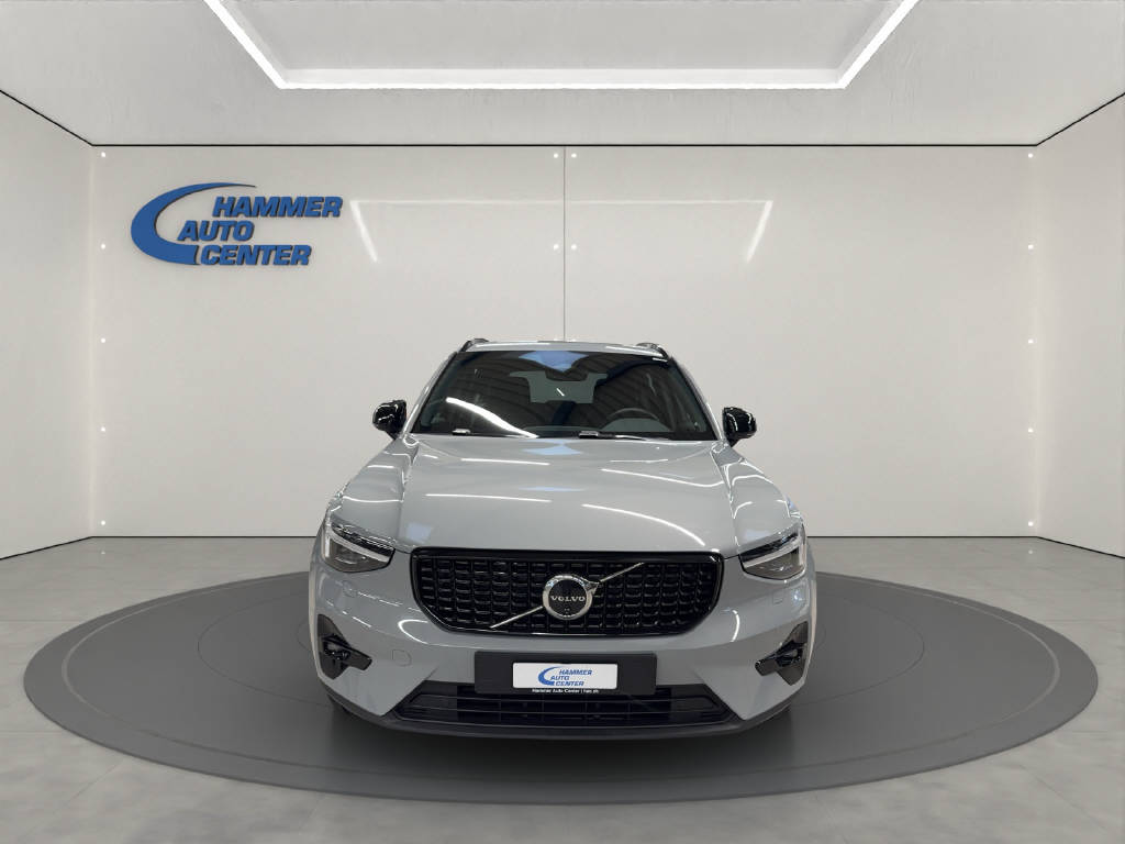 VOLVO XC40 2.0 B4 MH Ultra Dark-image-4