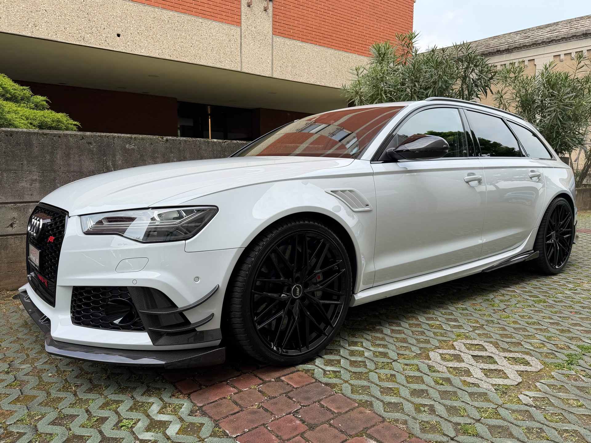 AUDI RS6 Avant 4.0 TFSI V8 ABT quattro 1-25-image-1