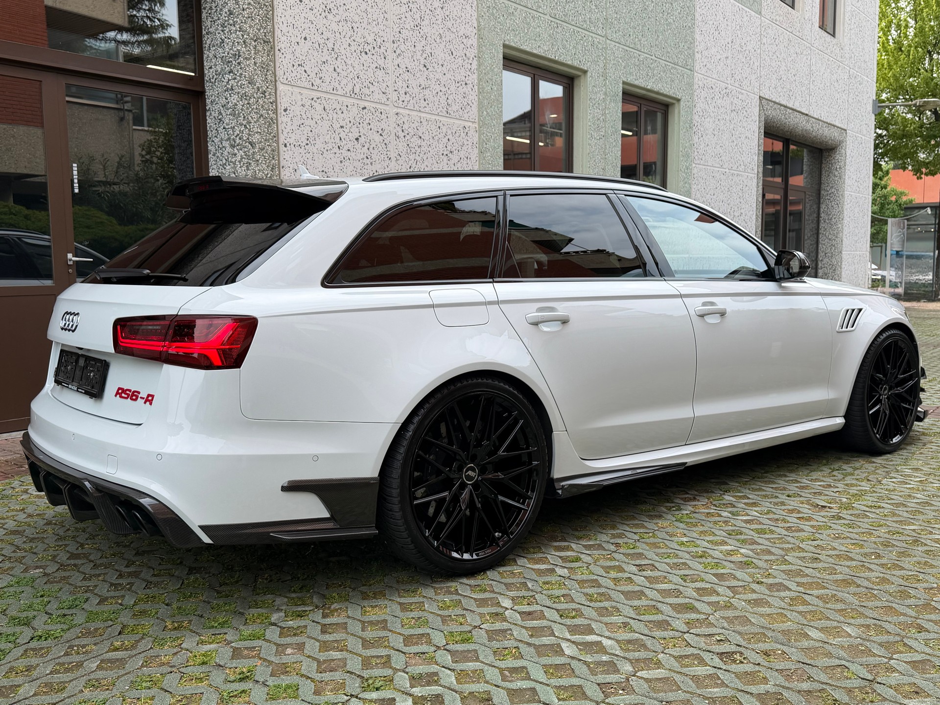 AUDI RS6 Avant 4.0 TFSI V8 ABT quattro 1-25-image-4