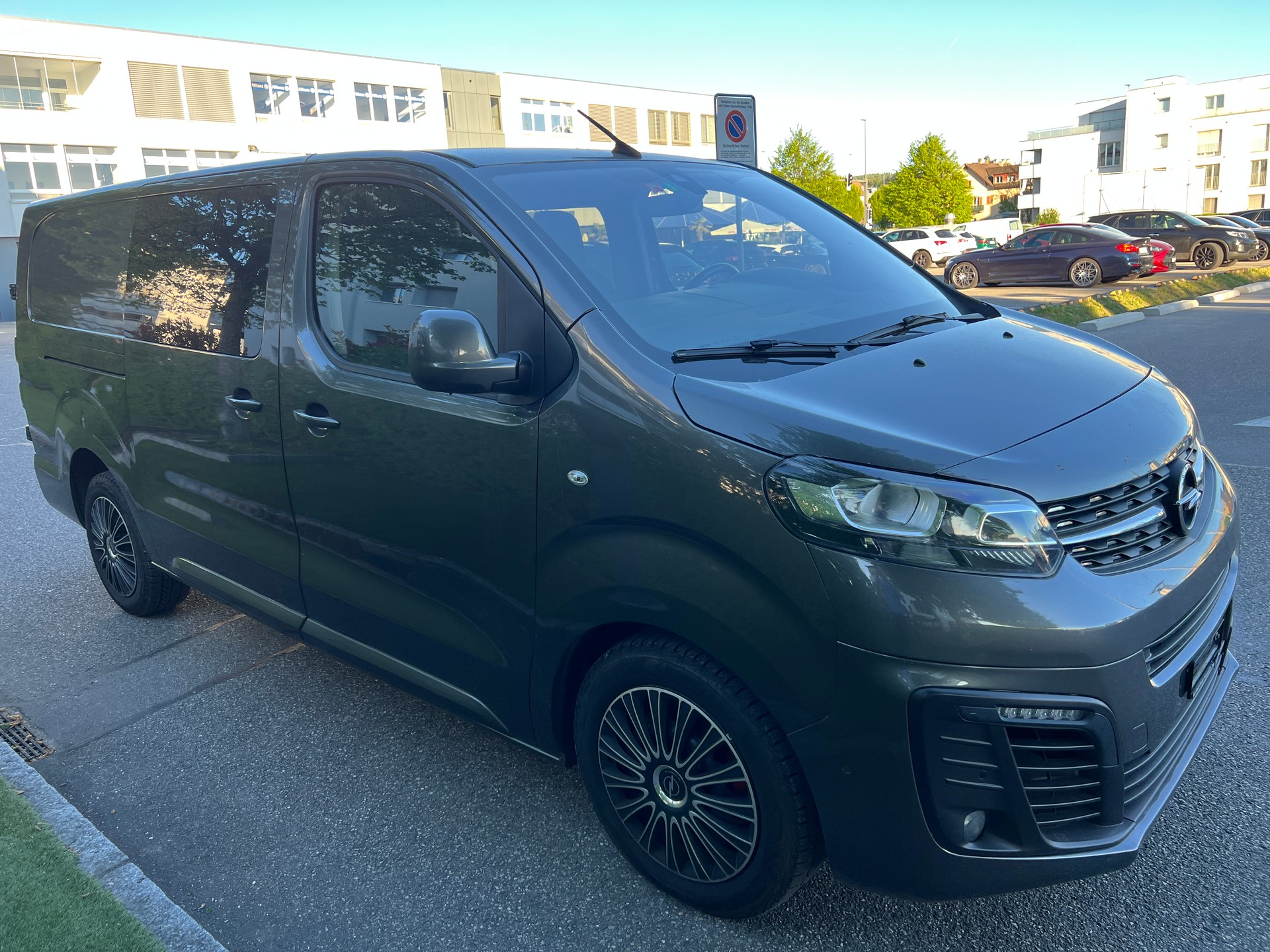 OPEL Vivaro Cargo 2.0 CDTI Enjoy s/s DK fix L EN Aut.-image-2