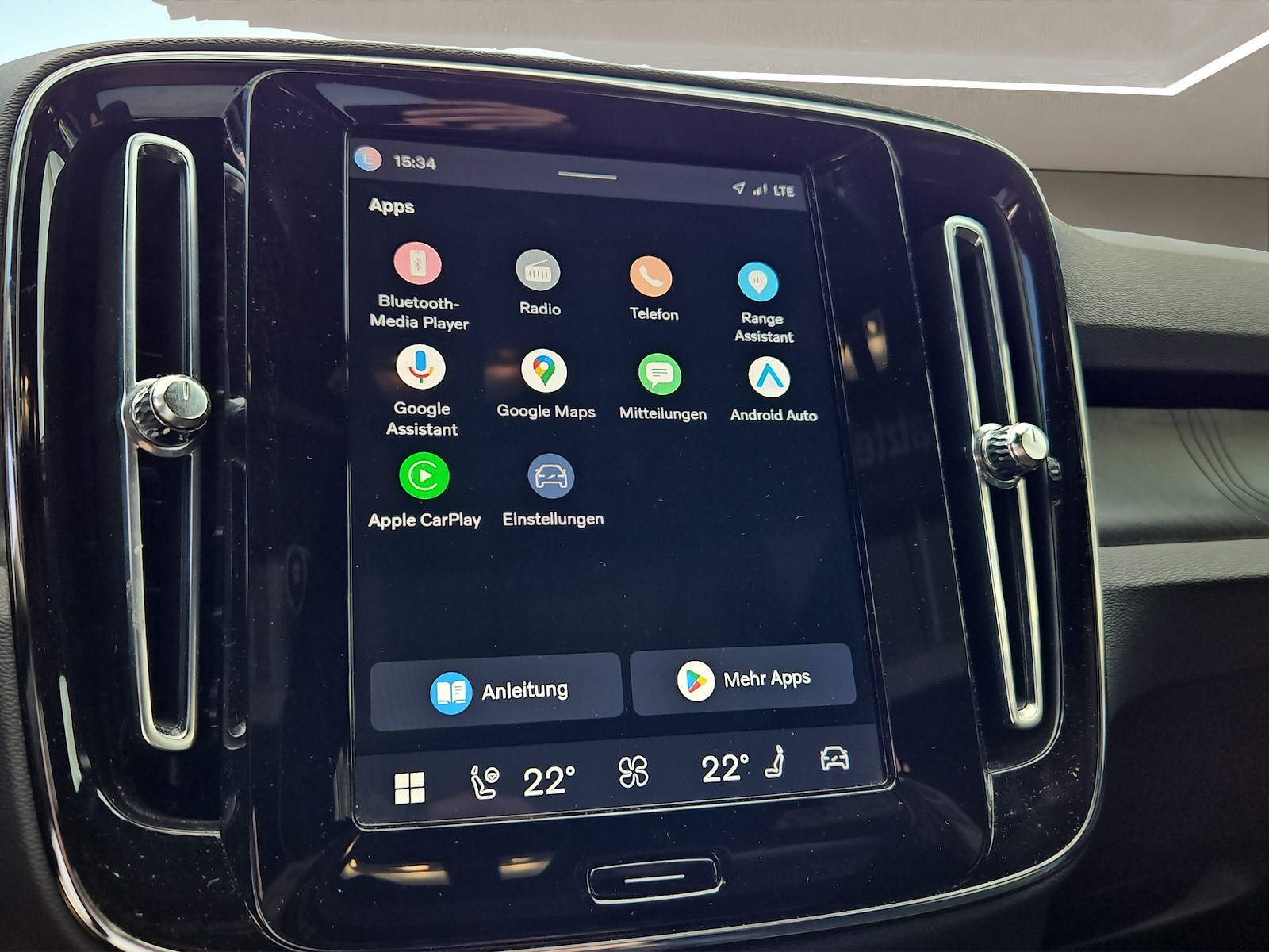 VOLVO C40 Recharge Twin-image-14