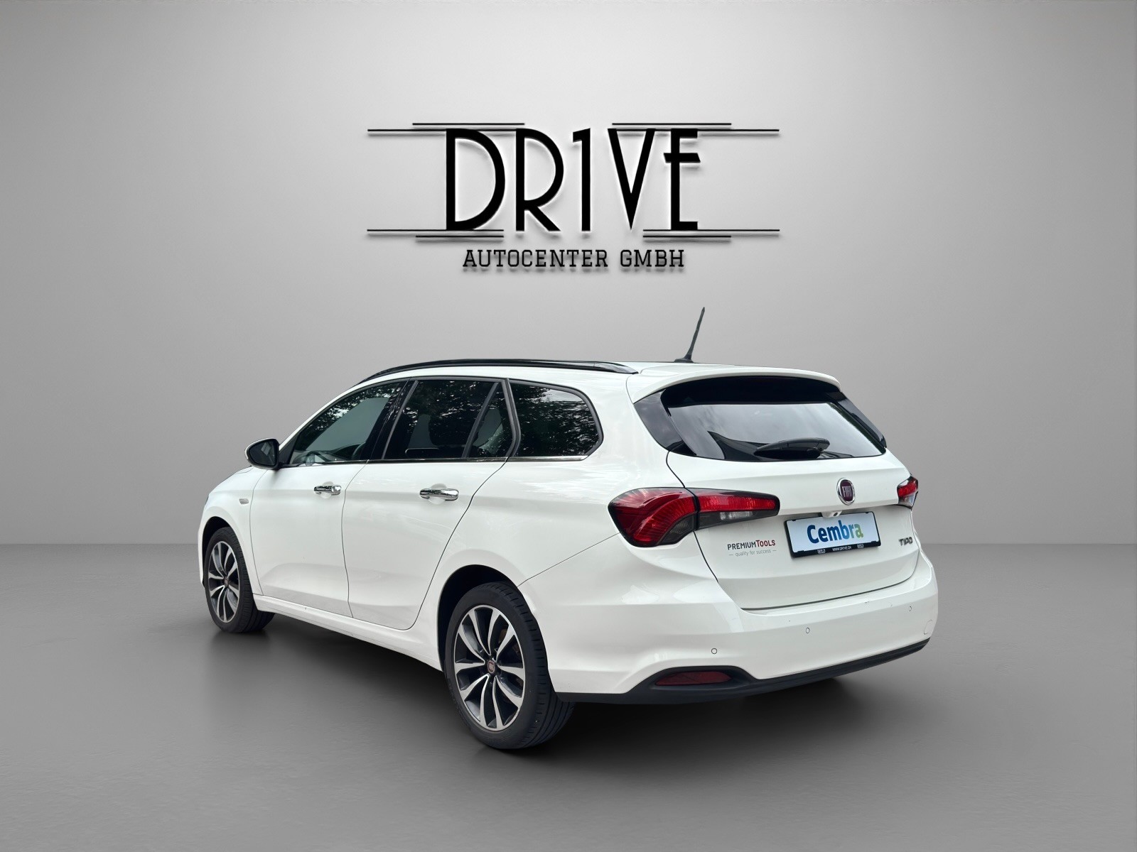 FIAT Tipo 1.6MJ Station Wagon Lounge DCT-image-6