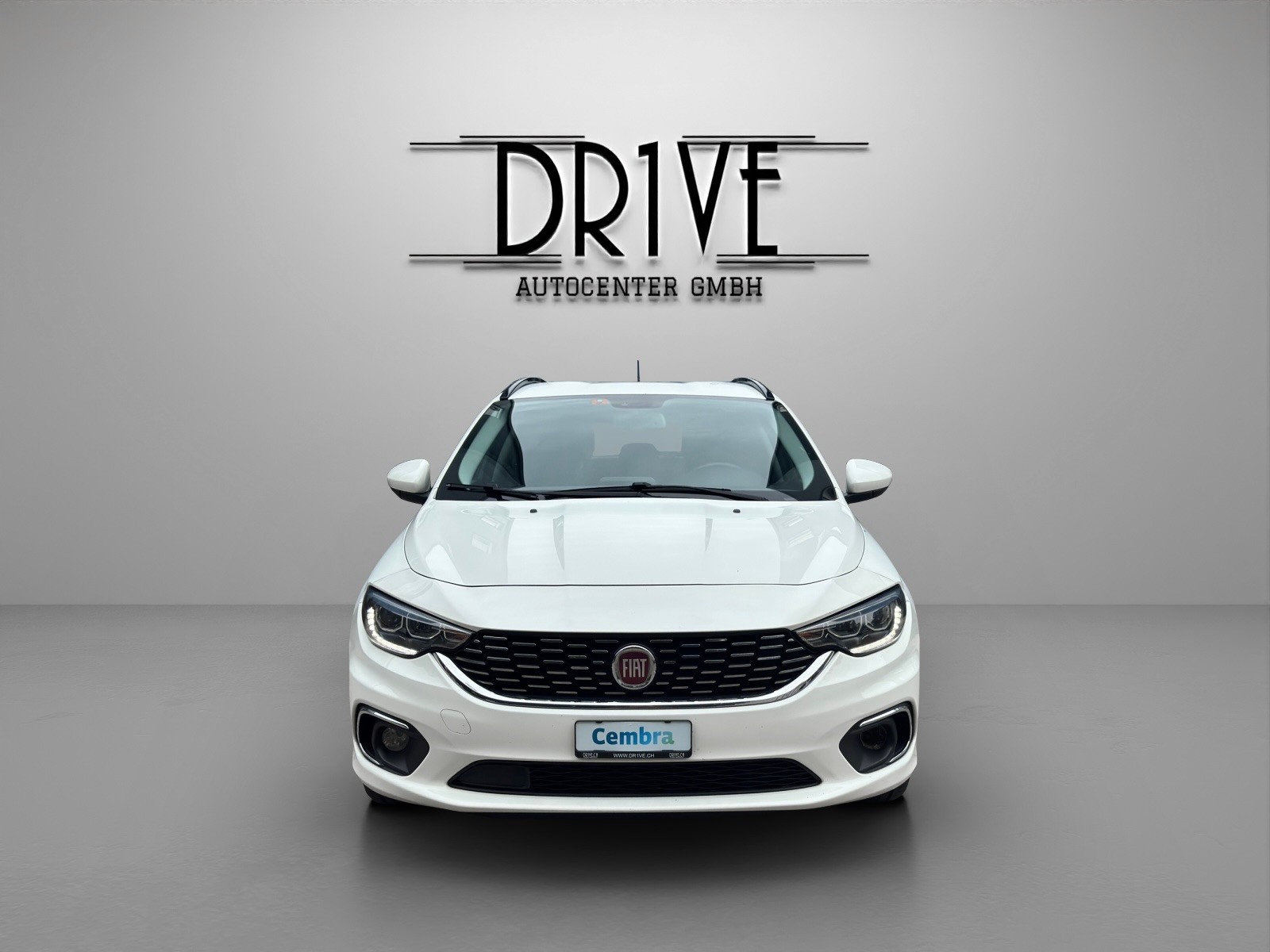 FIAT Tipo 1.6MJ Station Wagon Lounge DCT-image-1