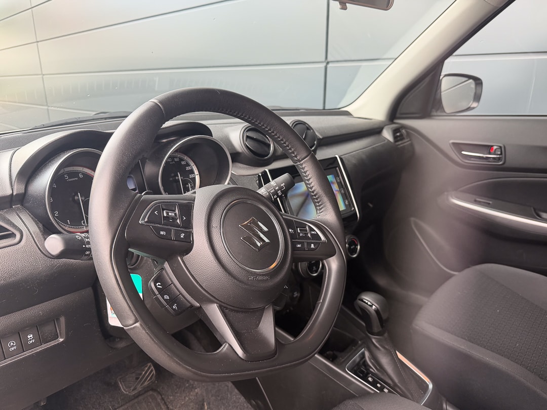 SUZUKI Swift 1.2 Compact Top Hybrid CVT-image-5