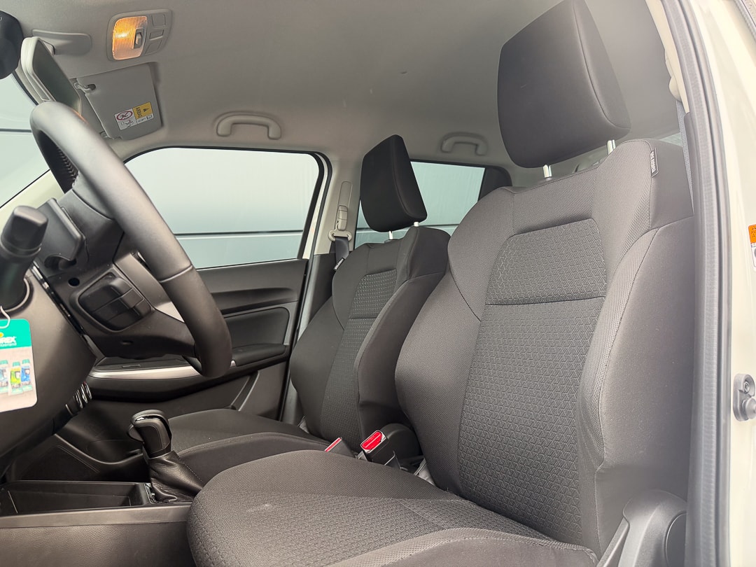SUZUKI Swift 1.2 Compact Top Hybrid CVT-image-6
