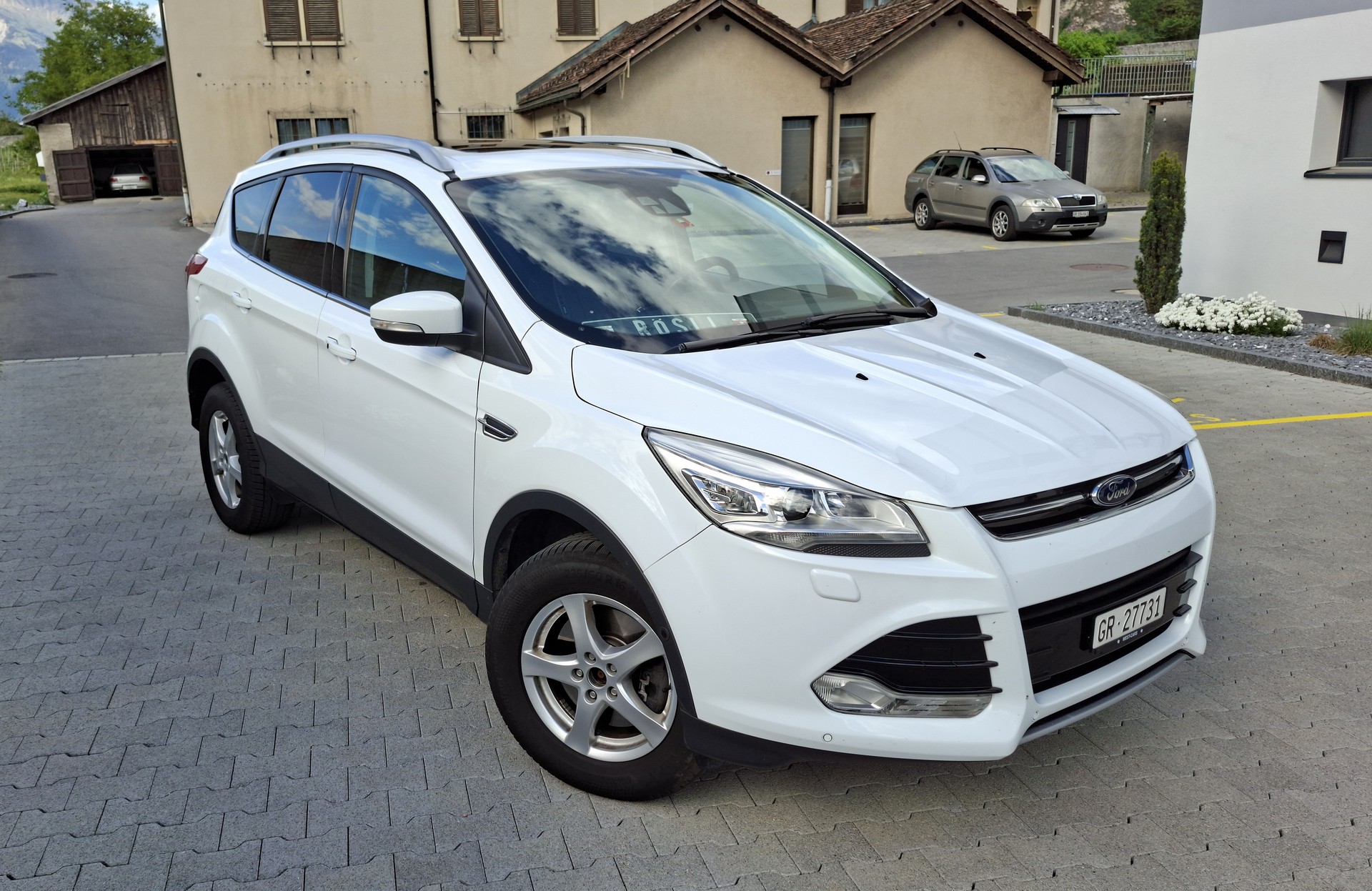 FORD 1.6 EcoB Titanium-image-1