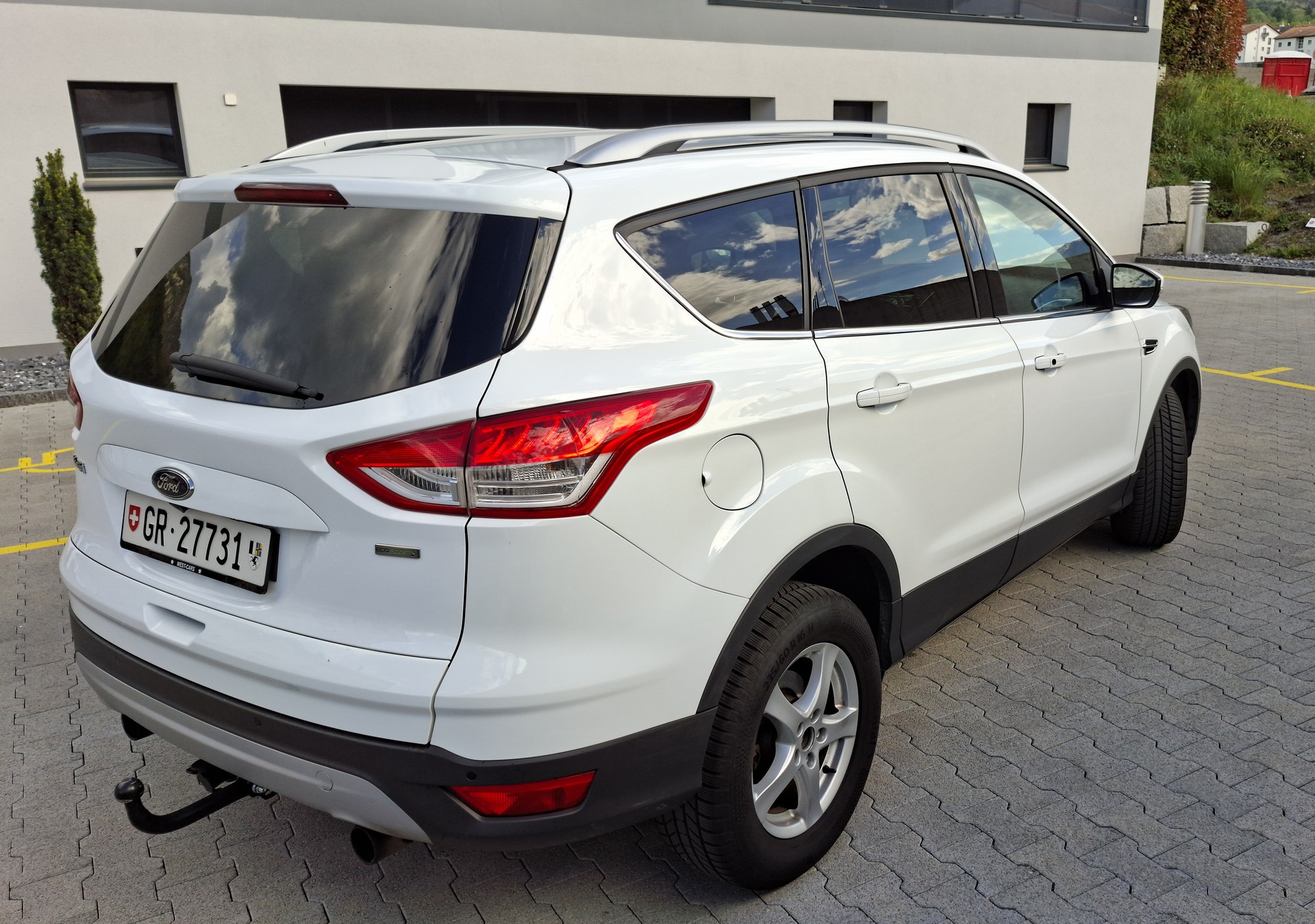 FORD 1.6 EcoB Titanium-image-2