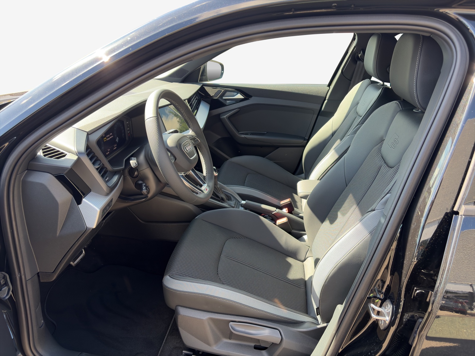 AUDI A1 Sportback 30 TFSI-image-7