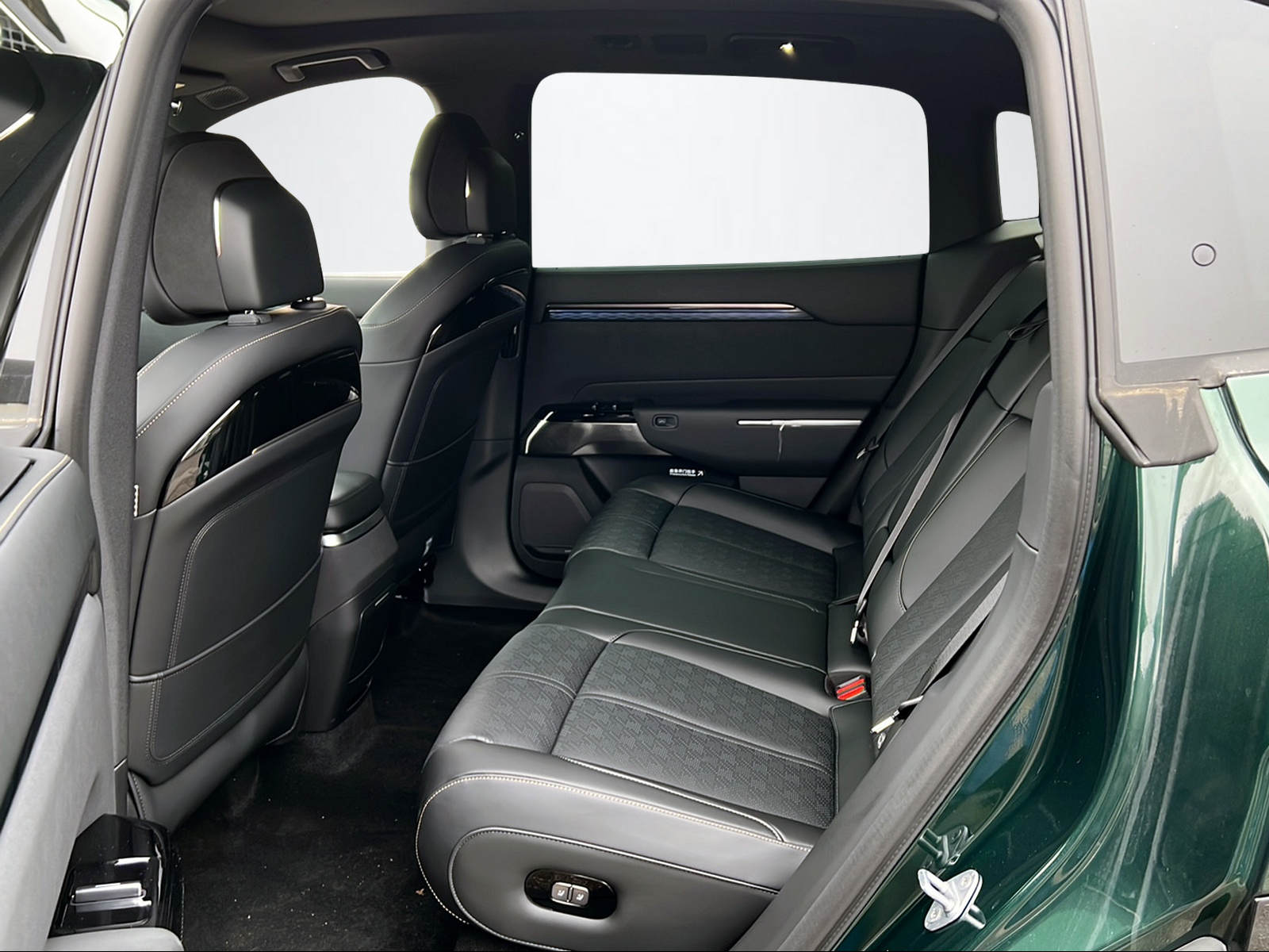 ZEEKR 7X Privilege AWD-image-10