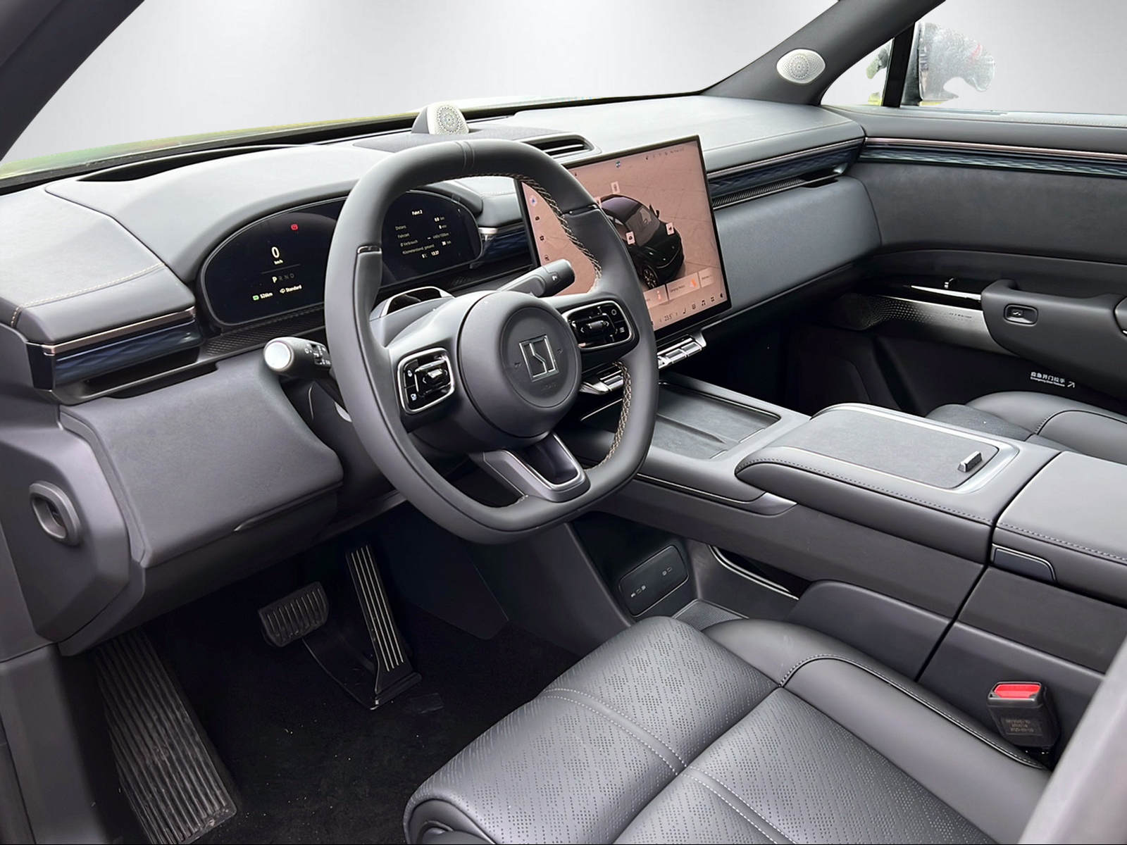 ZEEKR 7X Privilege AWD-image-13