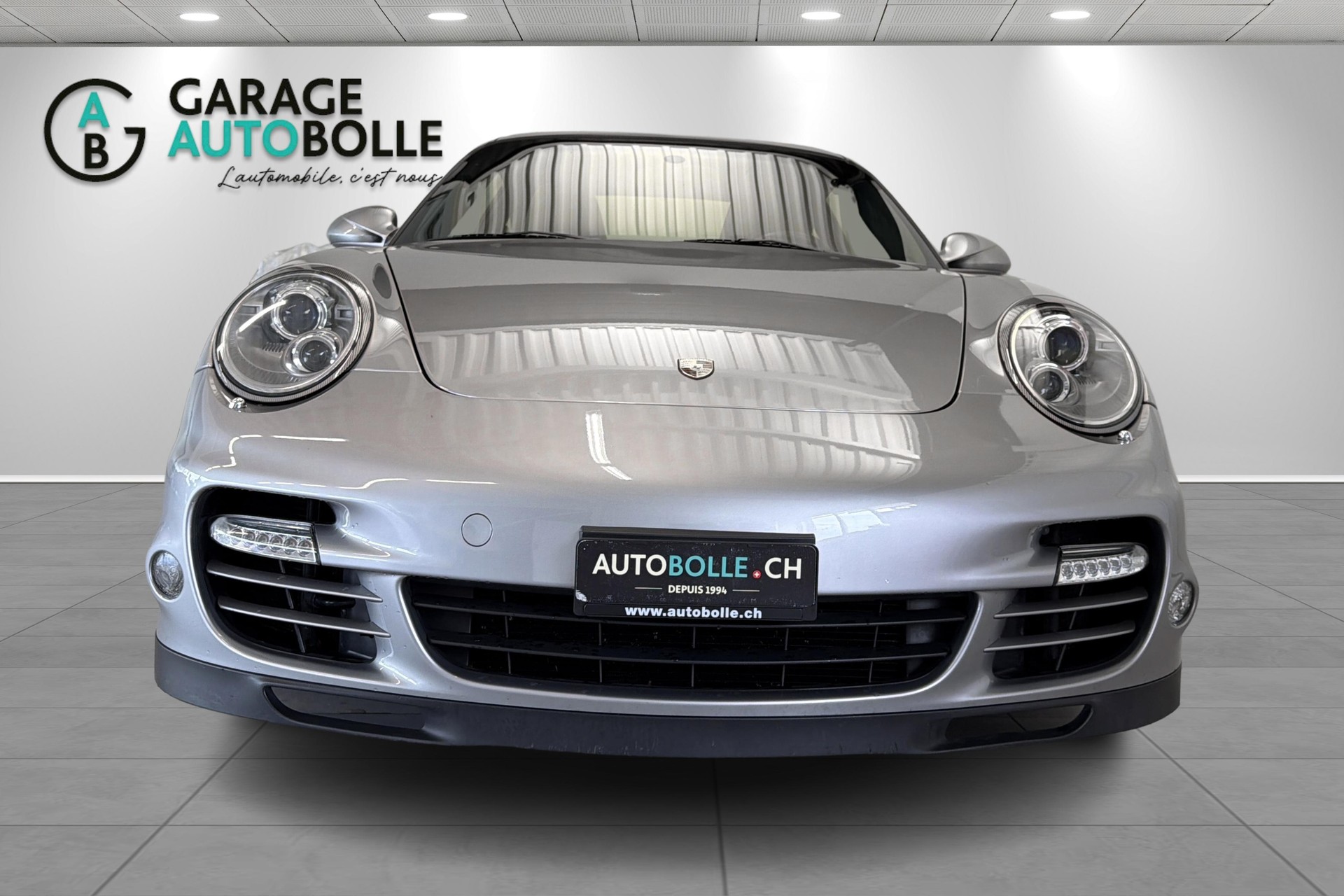PORSCHE 911 Turbo PDK-showroom-element-1