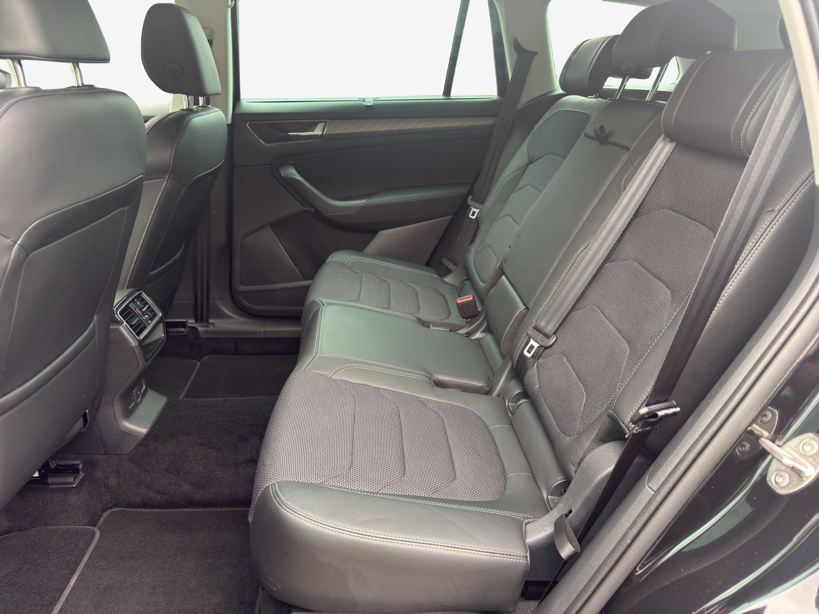 SKODA Kodiaq 2.0 TSI 4x4 Style-image-11
