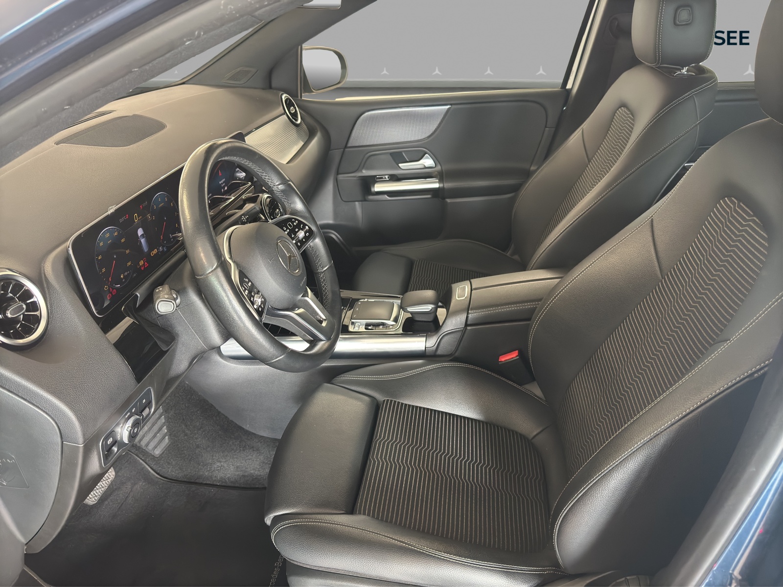 MERCEDES-BENZ B 220 4Matic Progressive 7G-DCT-image-7