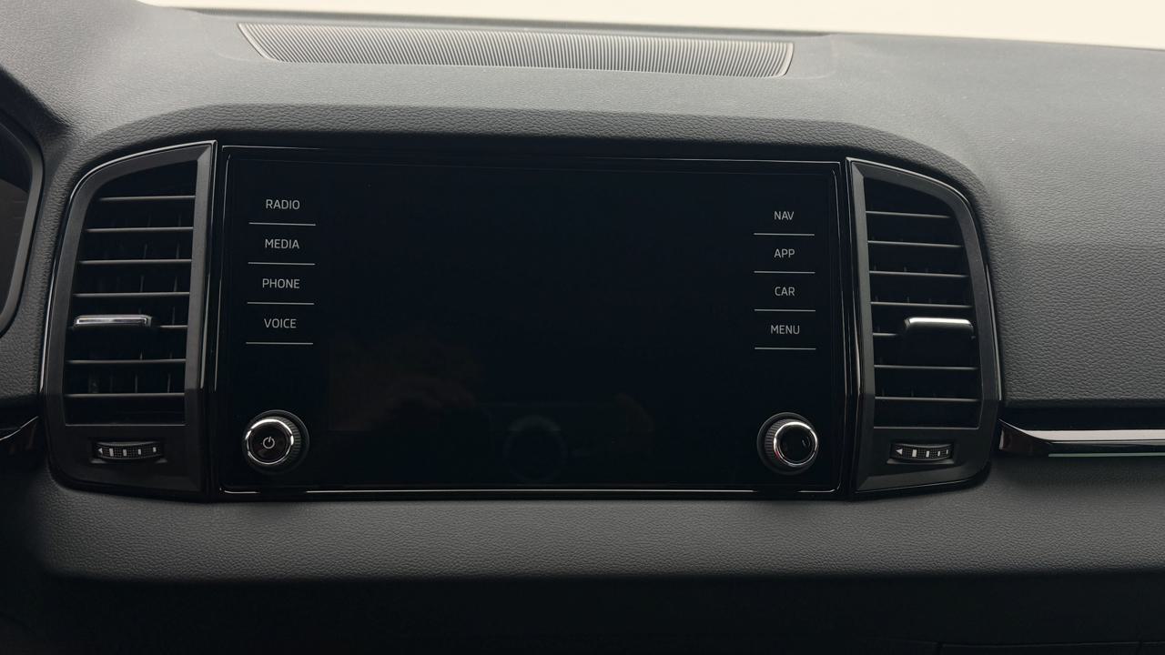 SKODA Karoq 2.0 TSI SportLine 4x4-image-7