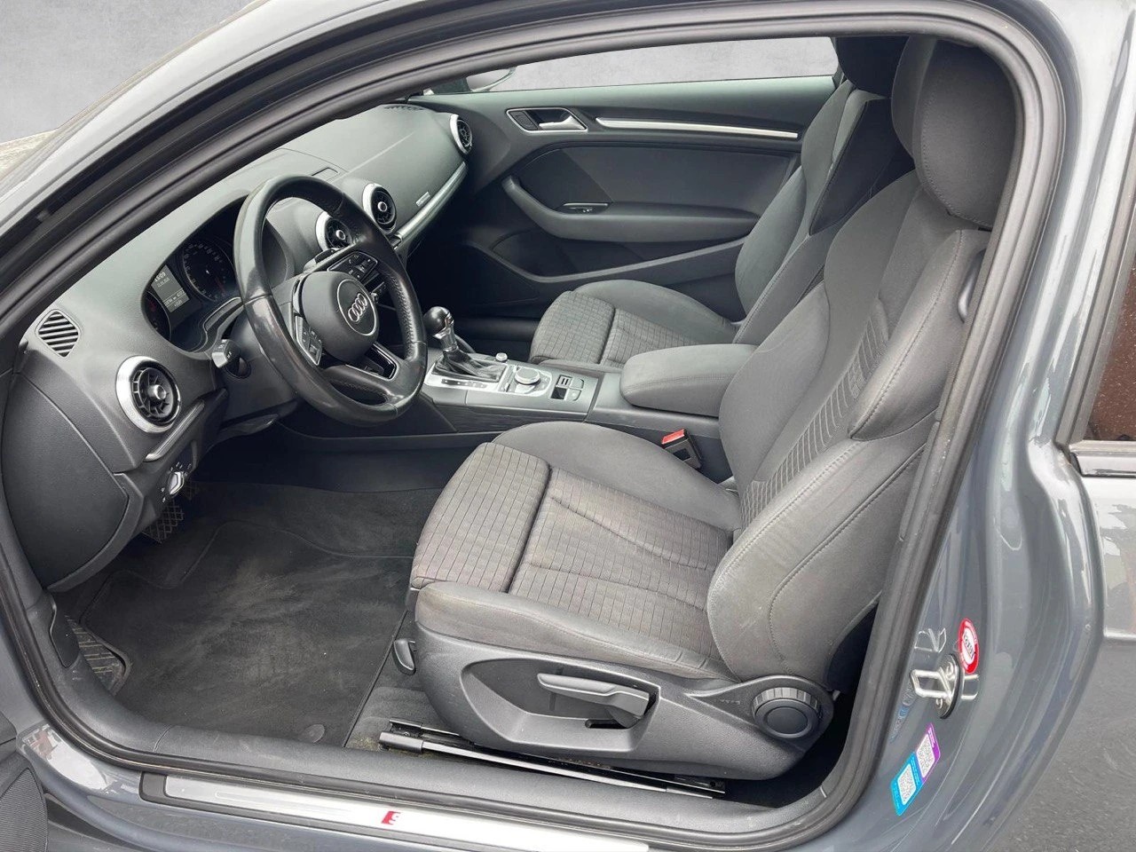 AUDI A3 1.4 TFSI Sport S-tronic-image-6