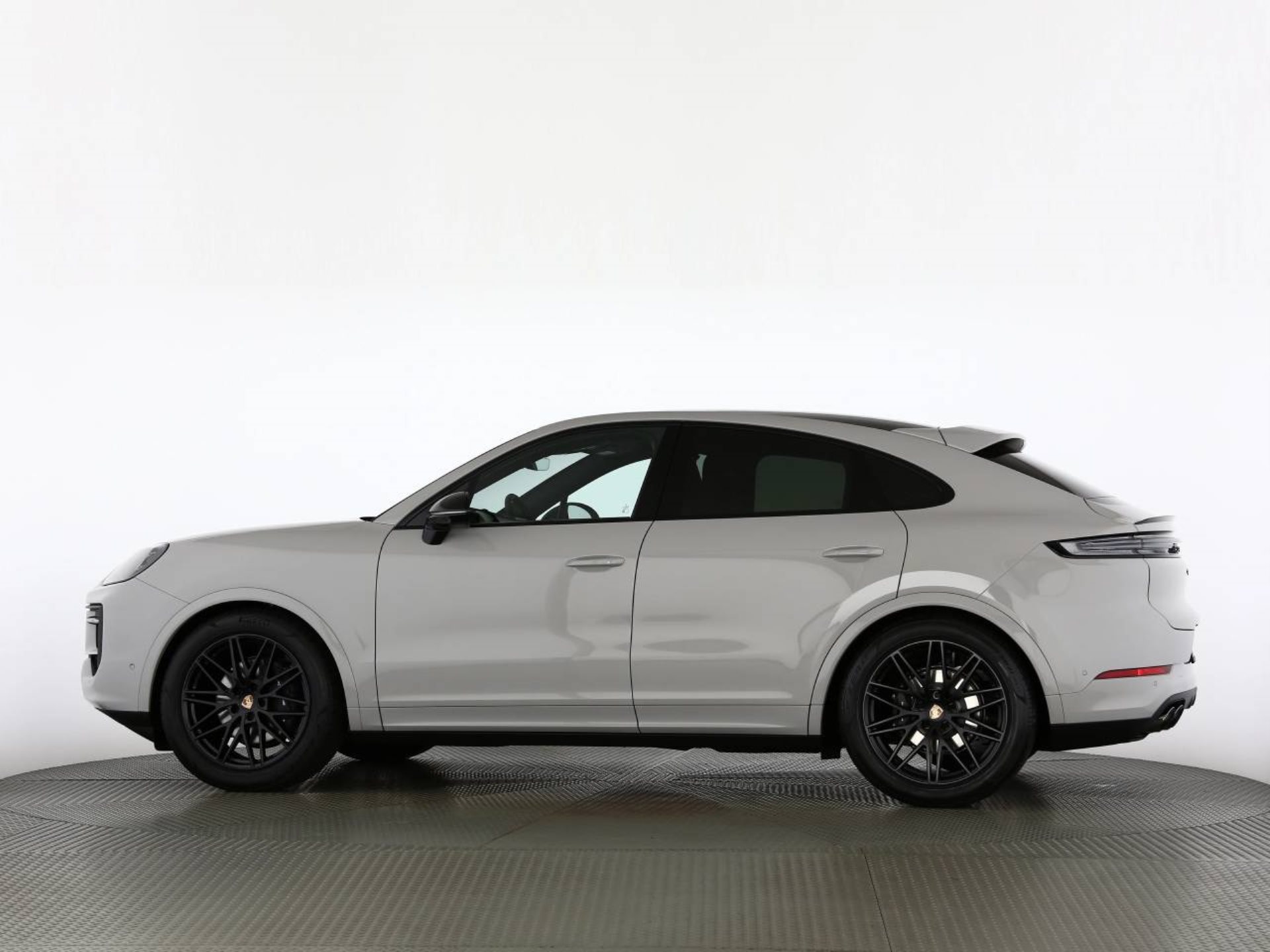 PORSCHE Cayenne Coupé Black Edition-image-15