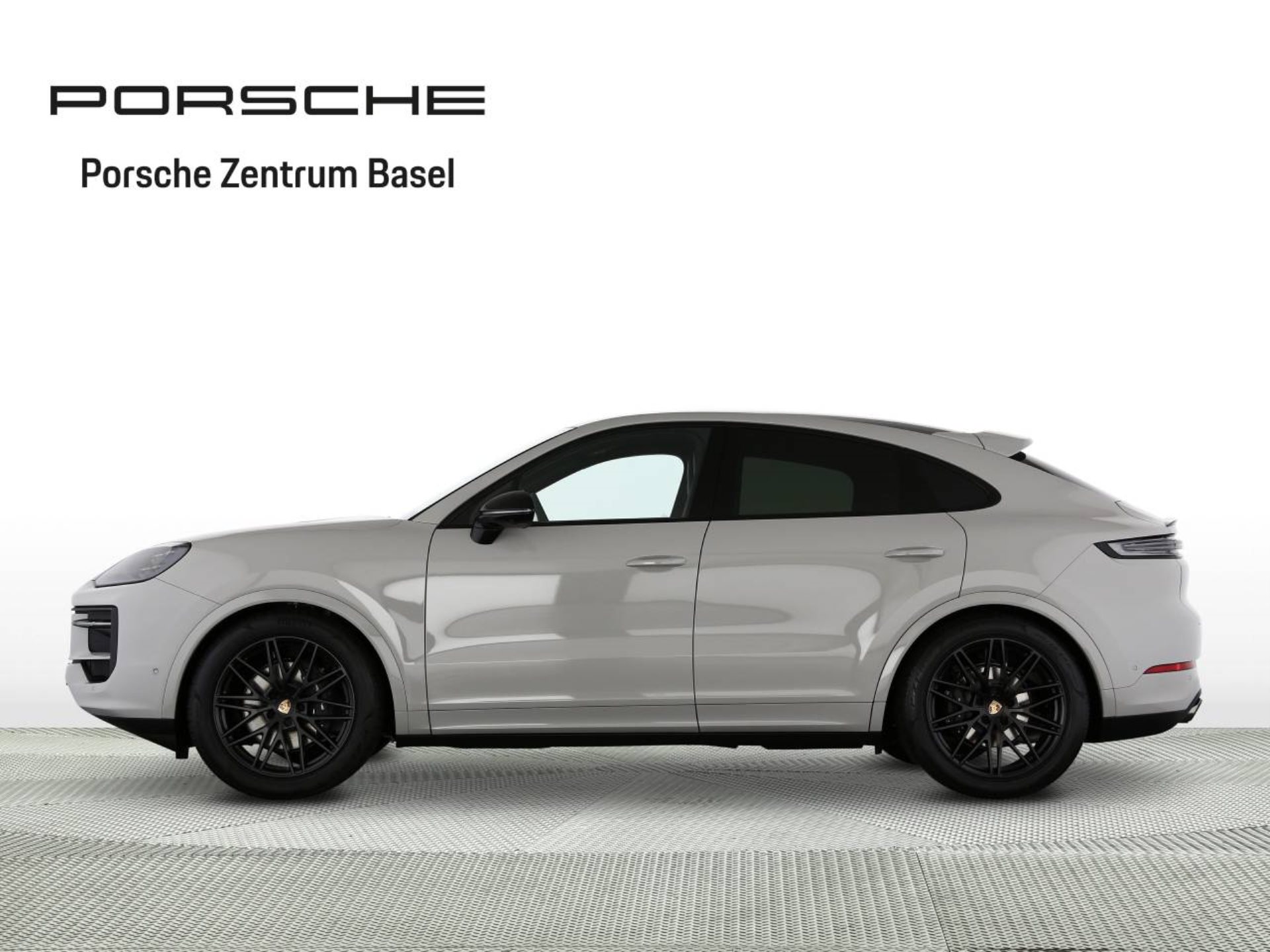 PORSCHE Cayenne Coupé Black Edition-showroom-element-1