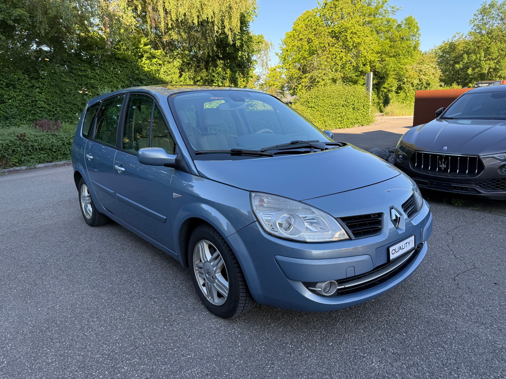 RENAULT Grand Scénic 2.0 16V Fairway Automatic-image-2