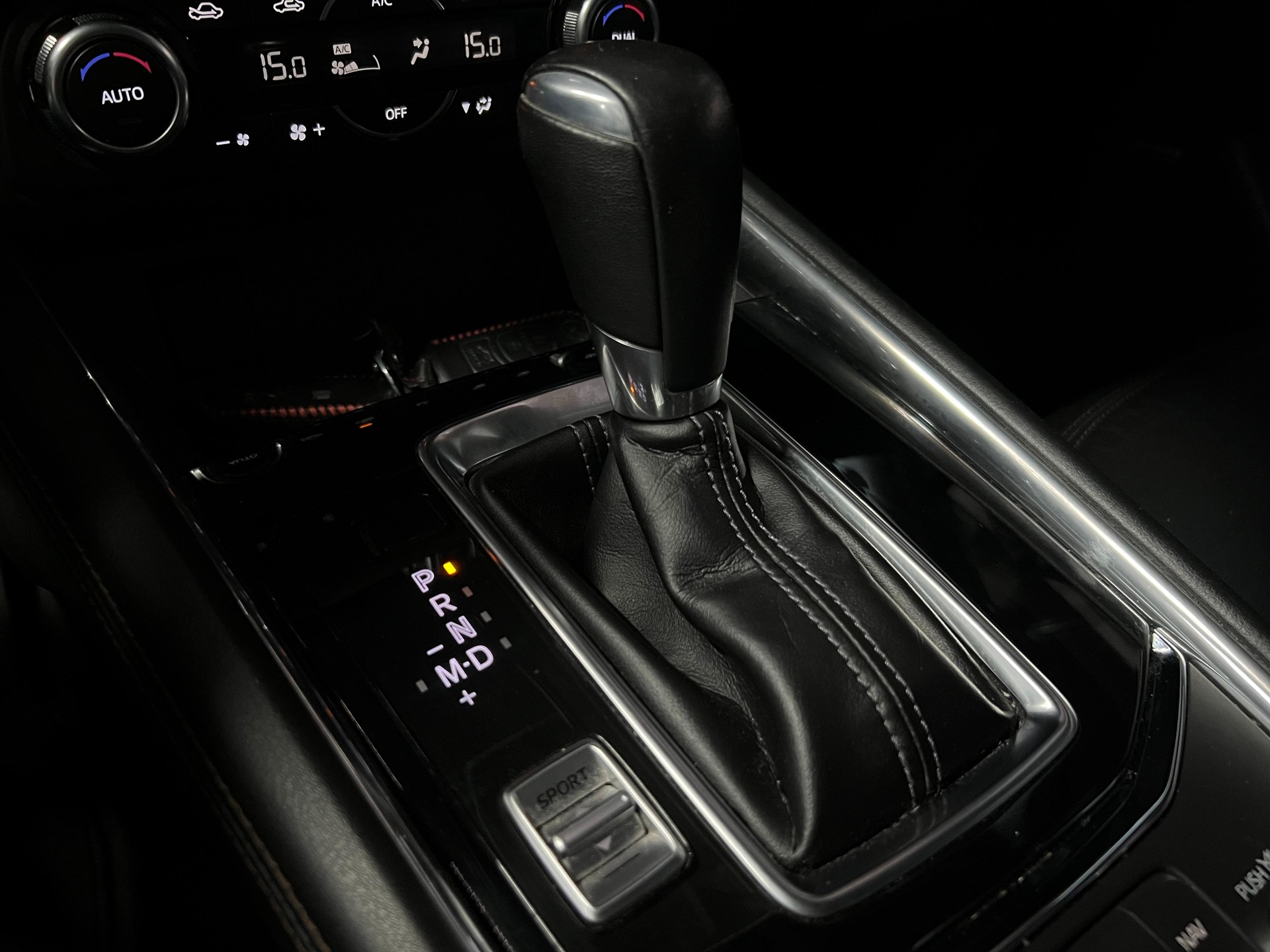 MAZDA CX-5 SKYACTIV-G 194 Revolution AWD Automat-image-23
