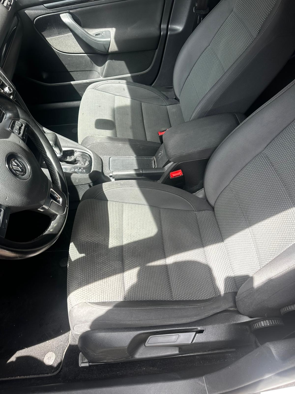 VW Golf Variant 1.4 TSI Team DSG-image-5