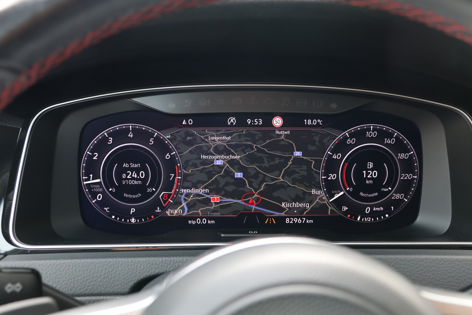 VW Golf 2.0 TSI GTI TCR DSG (CH)-image-26