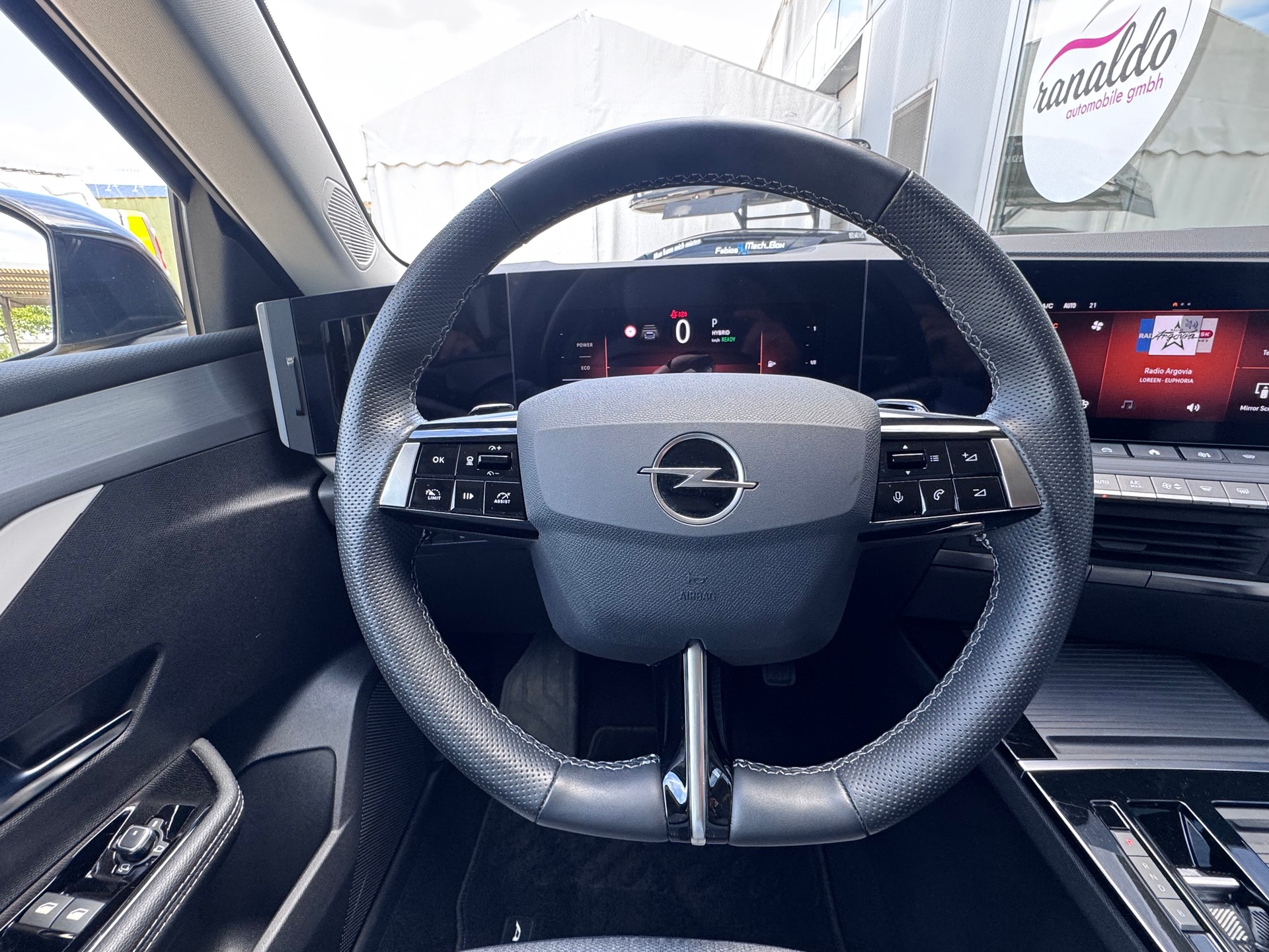OPEL Astra 1.6 PHEV Turbo Swiss Plus A+LED Scheinwerfer+Navigation+Rückfahrkamera+Bluetooth+Keyless+AHK mit 1'450 kg+-image-13