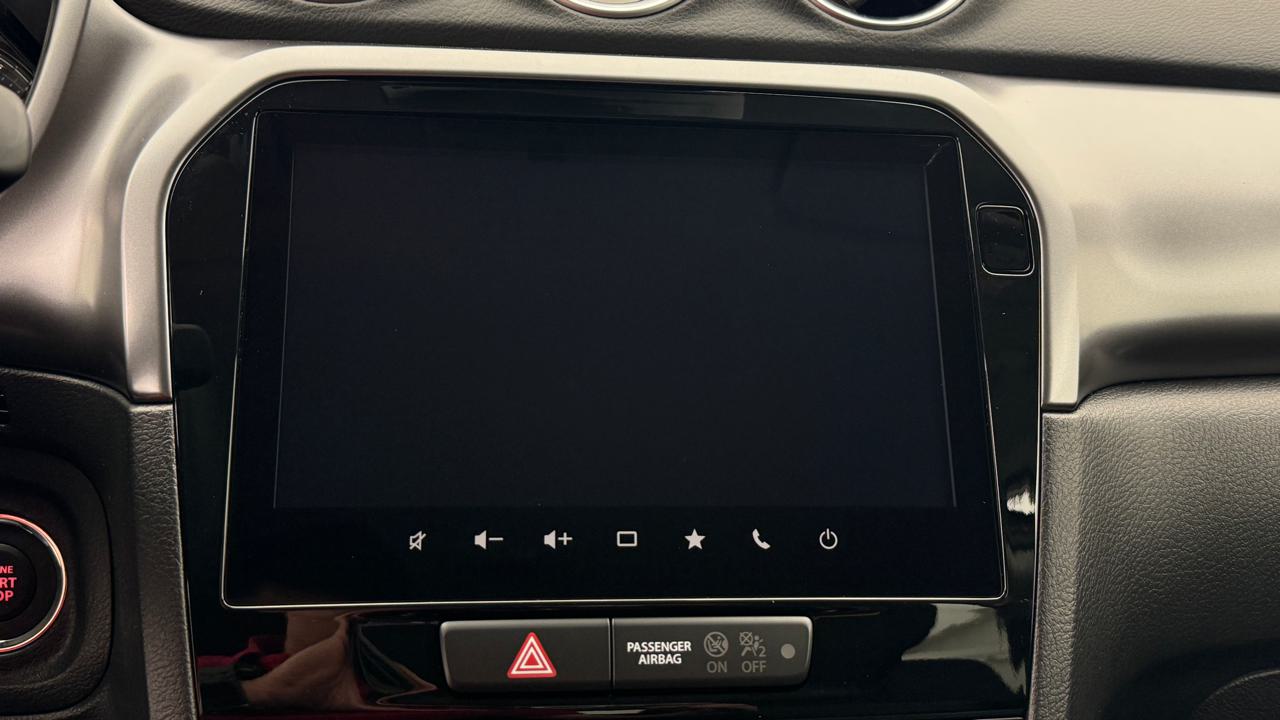 SUZUKI Vitara 1.4 Boosterjet Compact Top 4x4 Hybrid Automatic-image-7