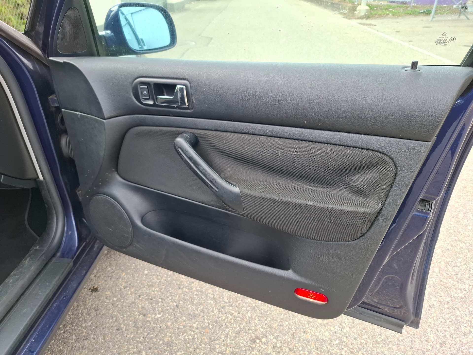 VW GOLF-image-16