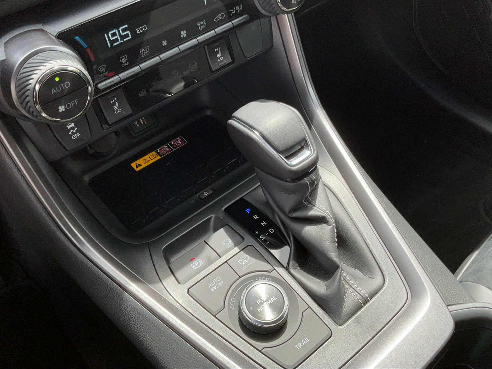 TOYOTA RAV4 2.5 Plug-In-Hybrid GR Sport-image-3