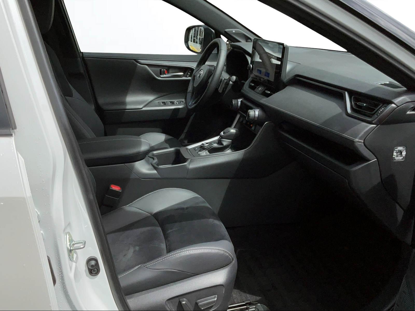 TOYOTA RAV4 2.5 Plug-In-Hybrid GR Sport-image-12