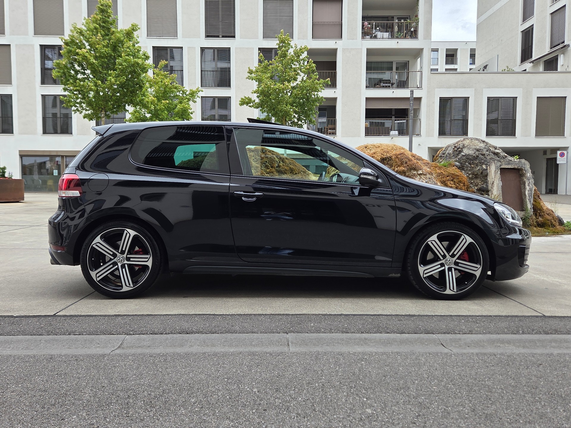 VW Golf 2.0 TSI GTI DSG-image-2