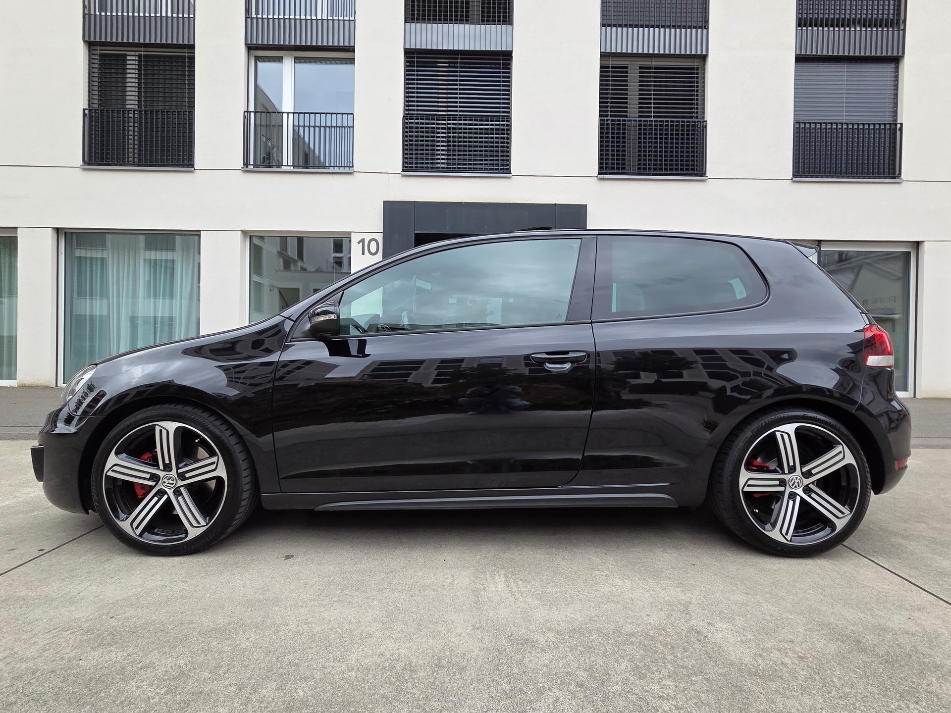VW Golf 2.0 TSI GTI DSG-image-5