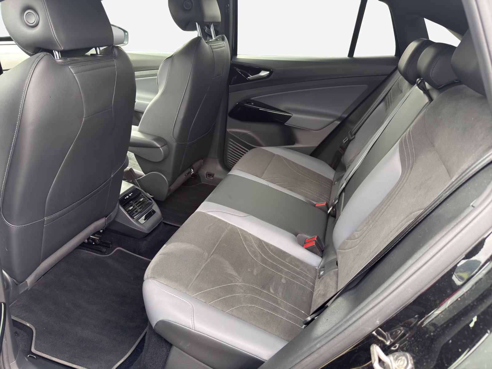 VW ID.5 Pro Performance 77 kWh-image-11