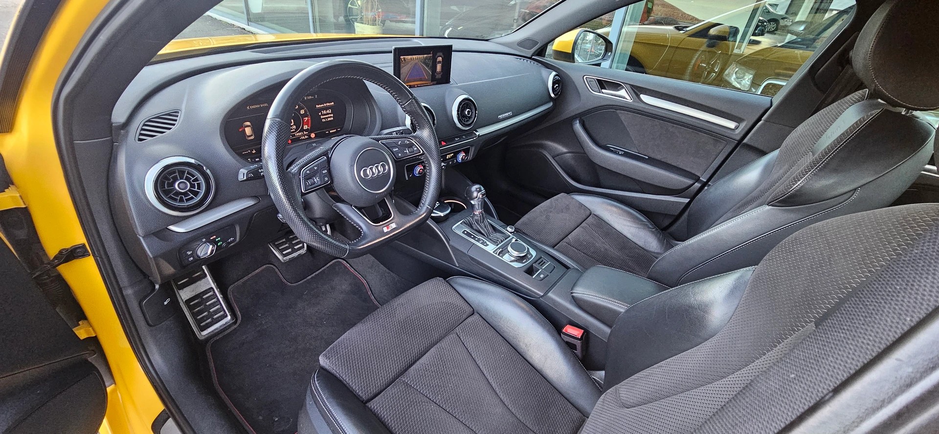 AUDI S3 Sportback 2.0 TFSI quattro S-tronic-image-8