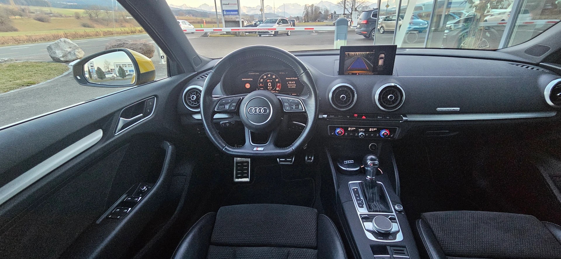 AUDI S3 Sportback 2.0 TFSI quattro S-tronic-image-10