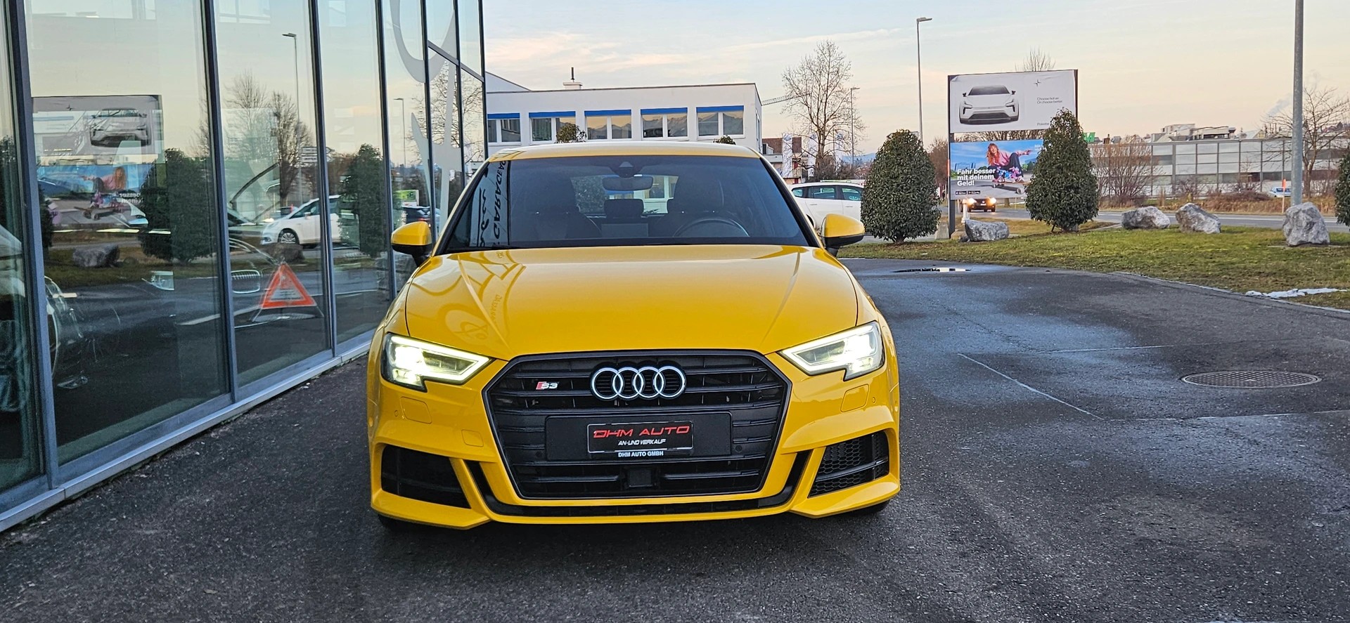 AUDI S3 Sportback 2.0 TFSI quattro S-tronic-image-2
