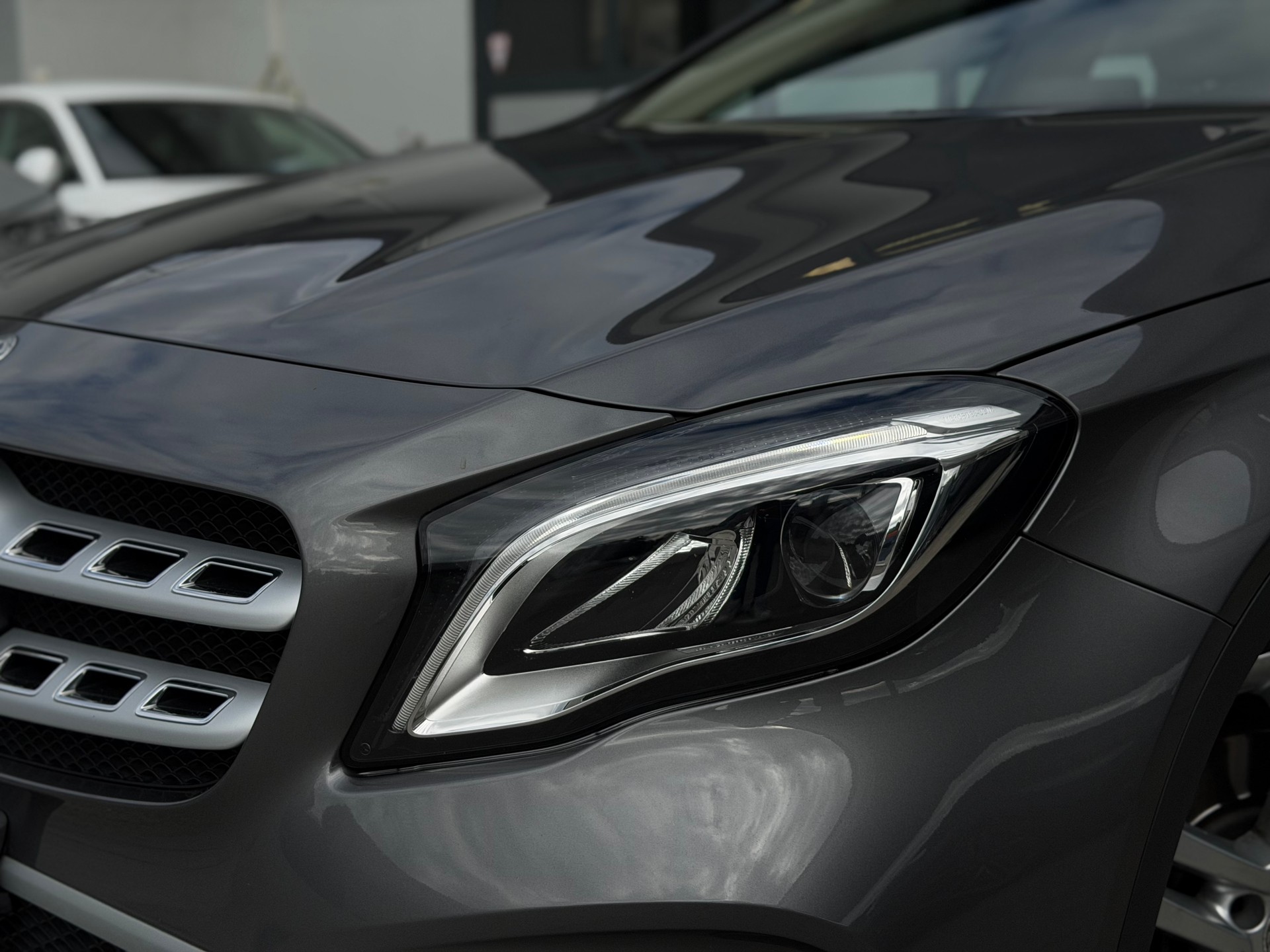 MERCEDES-BENZ GLA 220 Style 4Matic 7G-DCT-image-7
