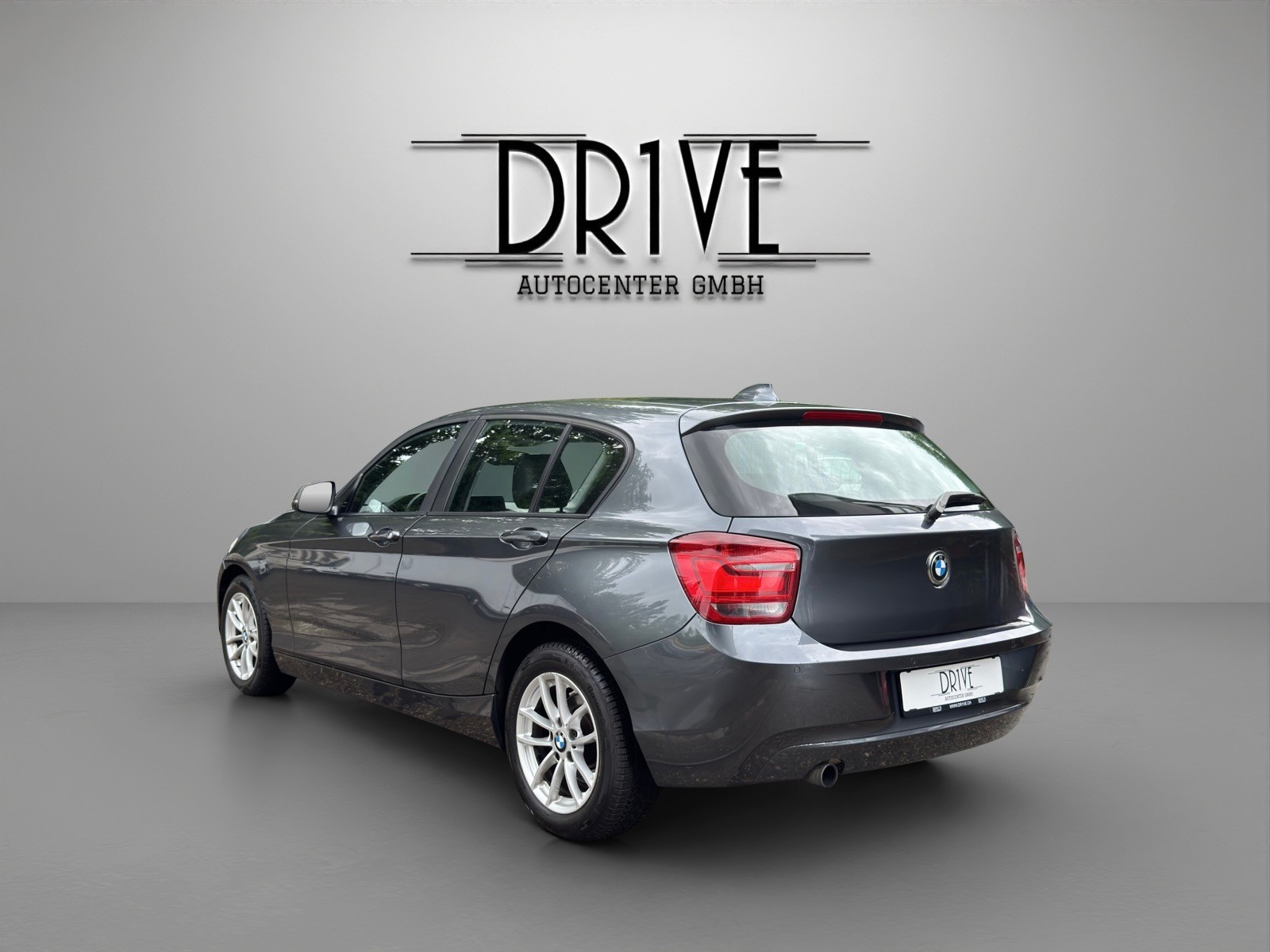 BMW 116i Steptronic-image-6