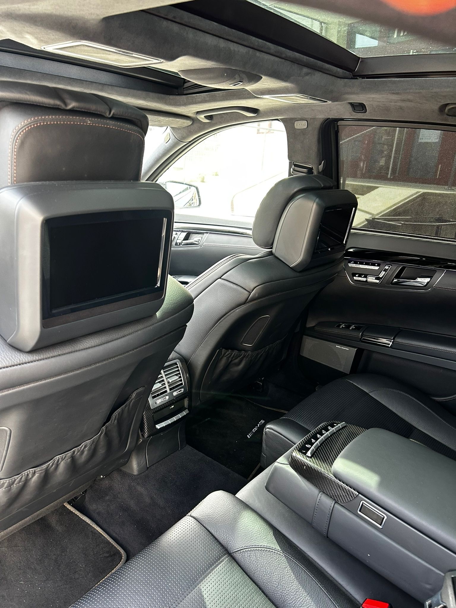 MERCEDES-BENZ W221-image-1