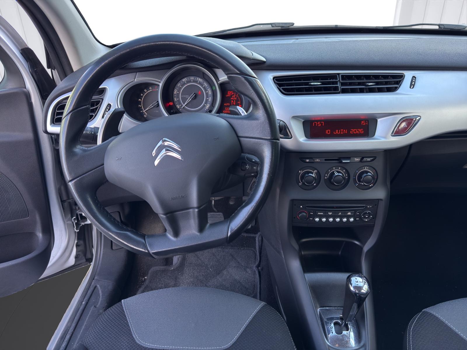 CITROEN C3 1.4i 16V Exclusive EGS5-image-9