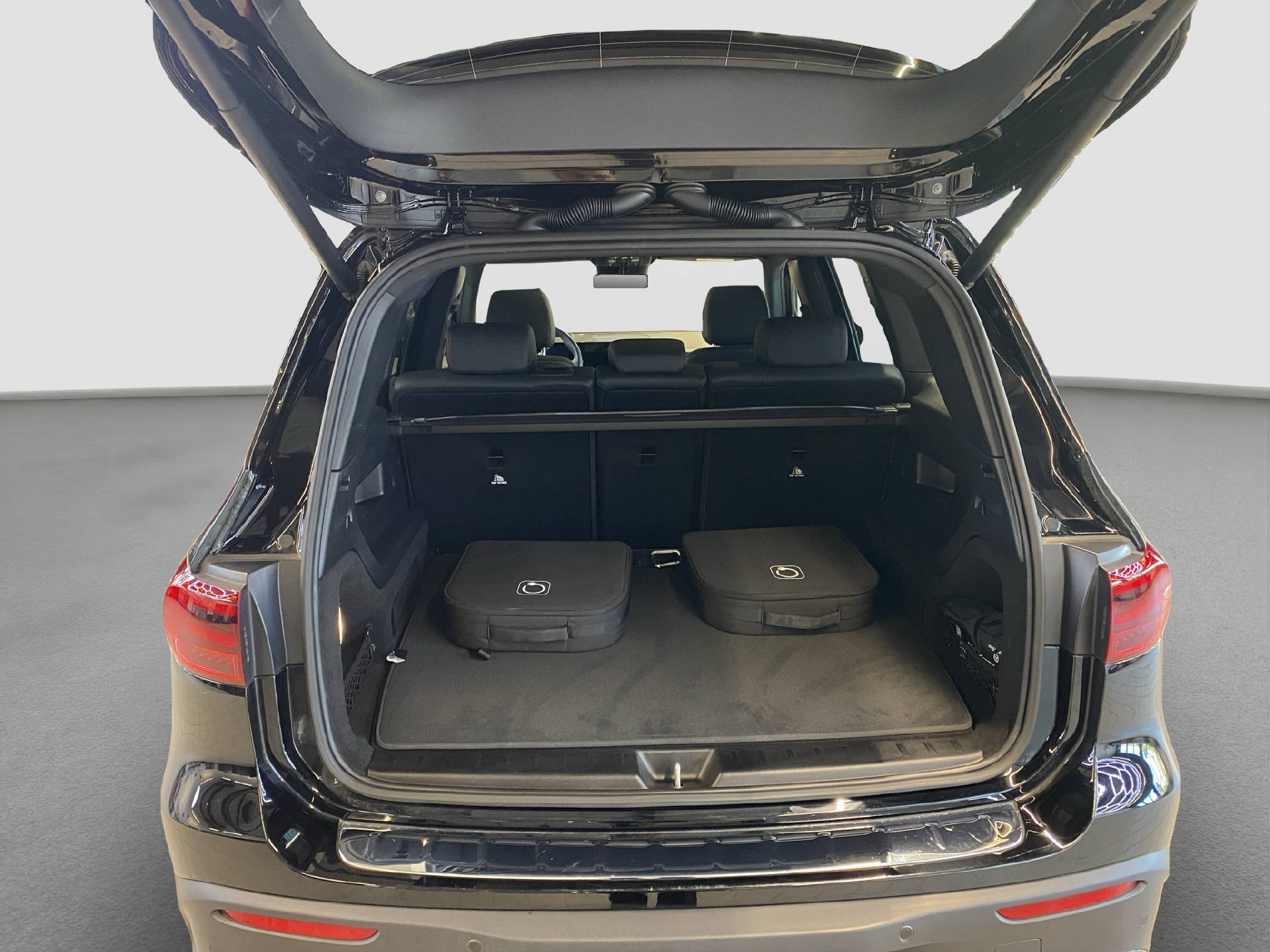 MERCEDES-BENZ EQB 350 Excellence AMG Line 4MATIC-image-15